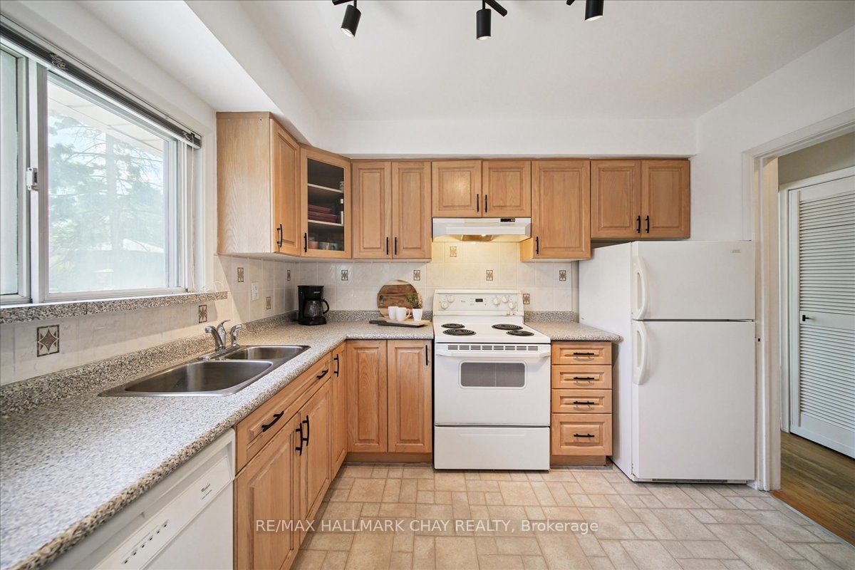 93 Clonmore Drive Property Photo 15