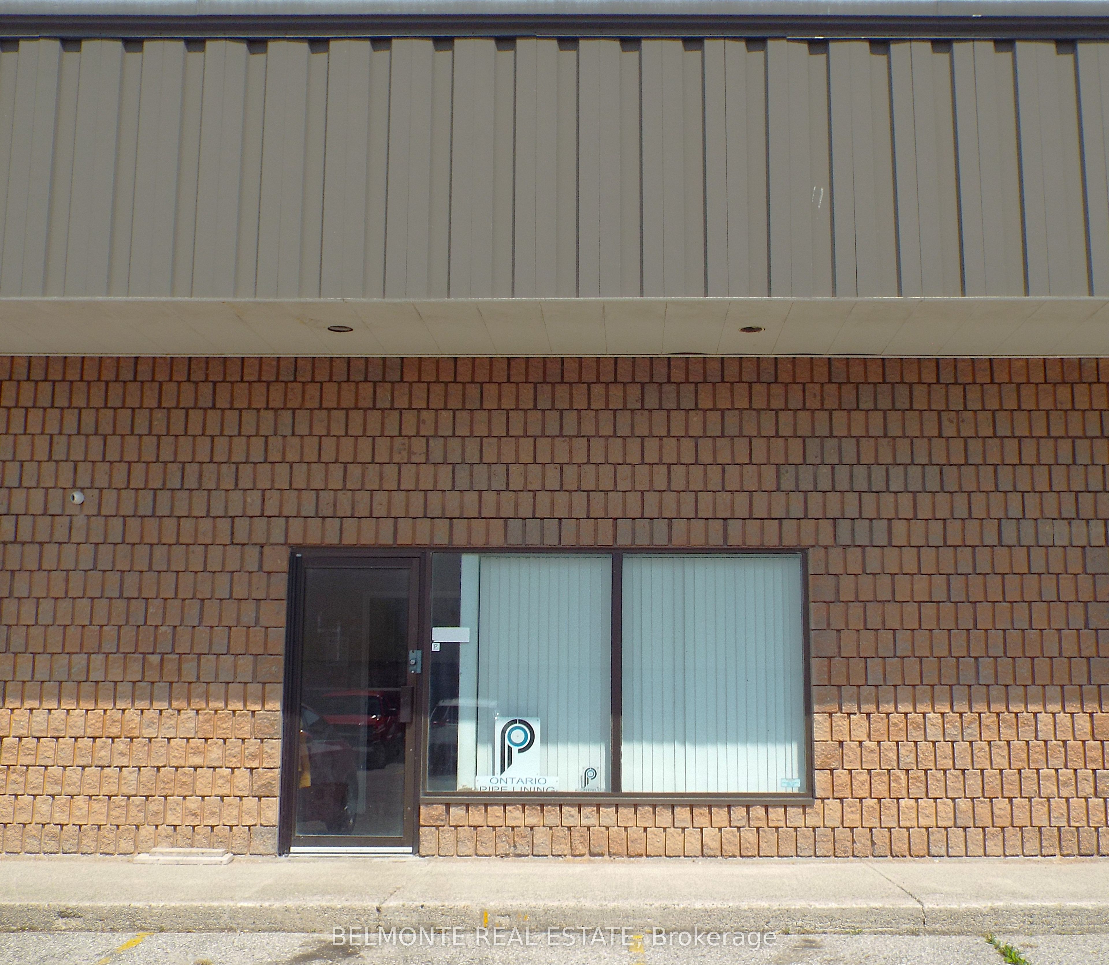 1260 Terwillegar Ave Property Photo 1