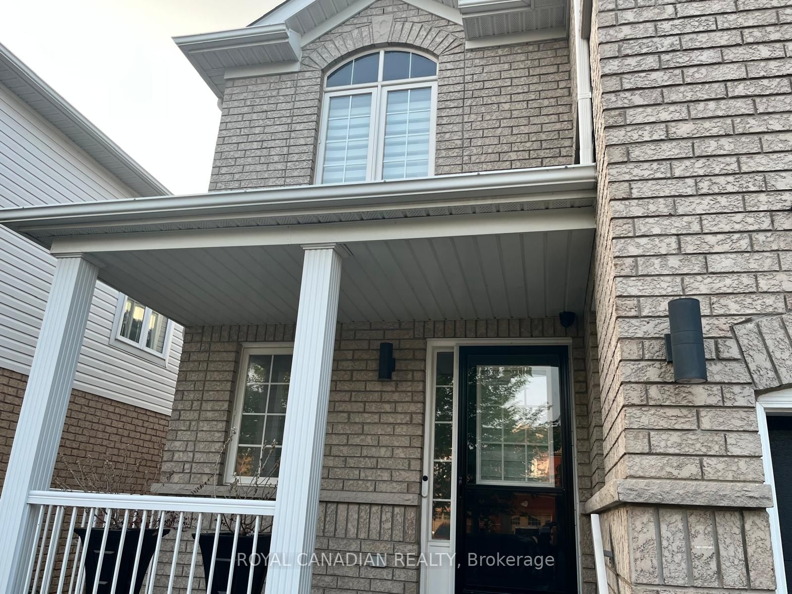 181 Bathgate Cres Property Photo 1