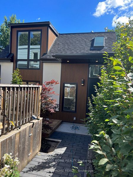 11 Rushbrooke Avenue E Laneway Property Photo 2