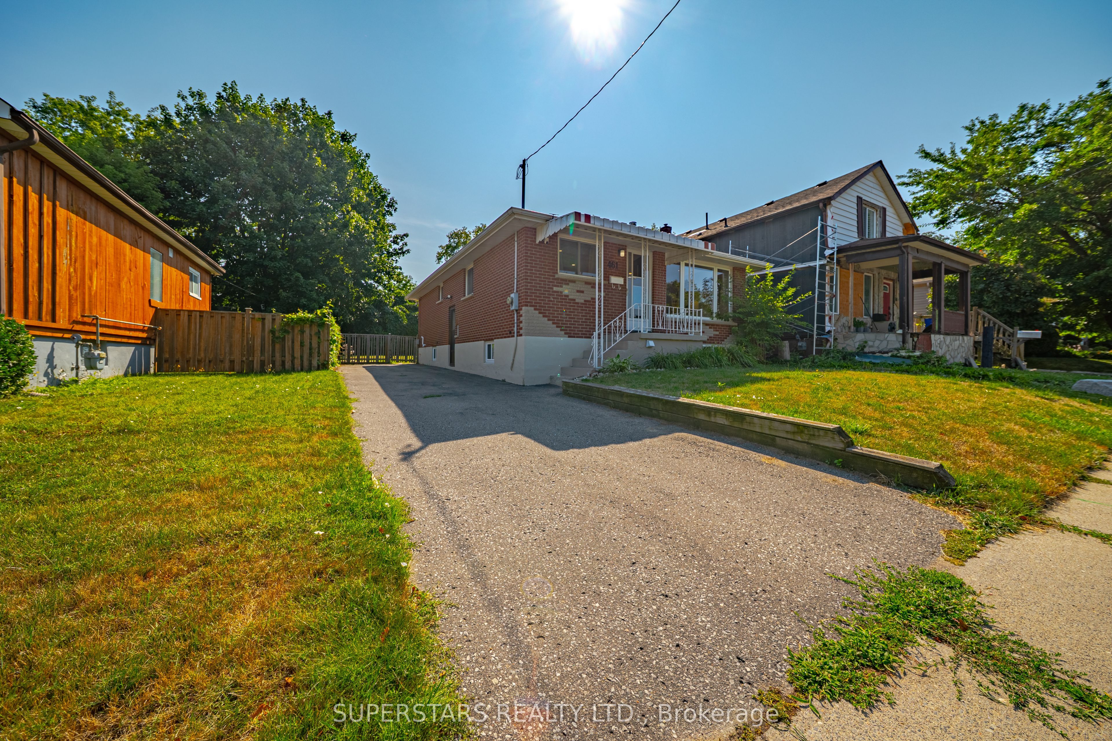 461 Cromwell Avenue Property Photo 38