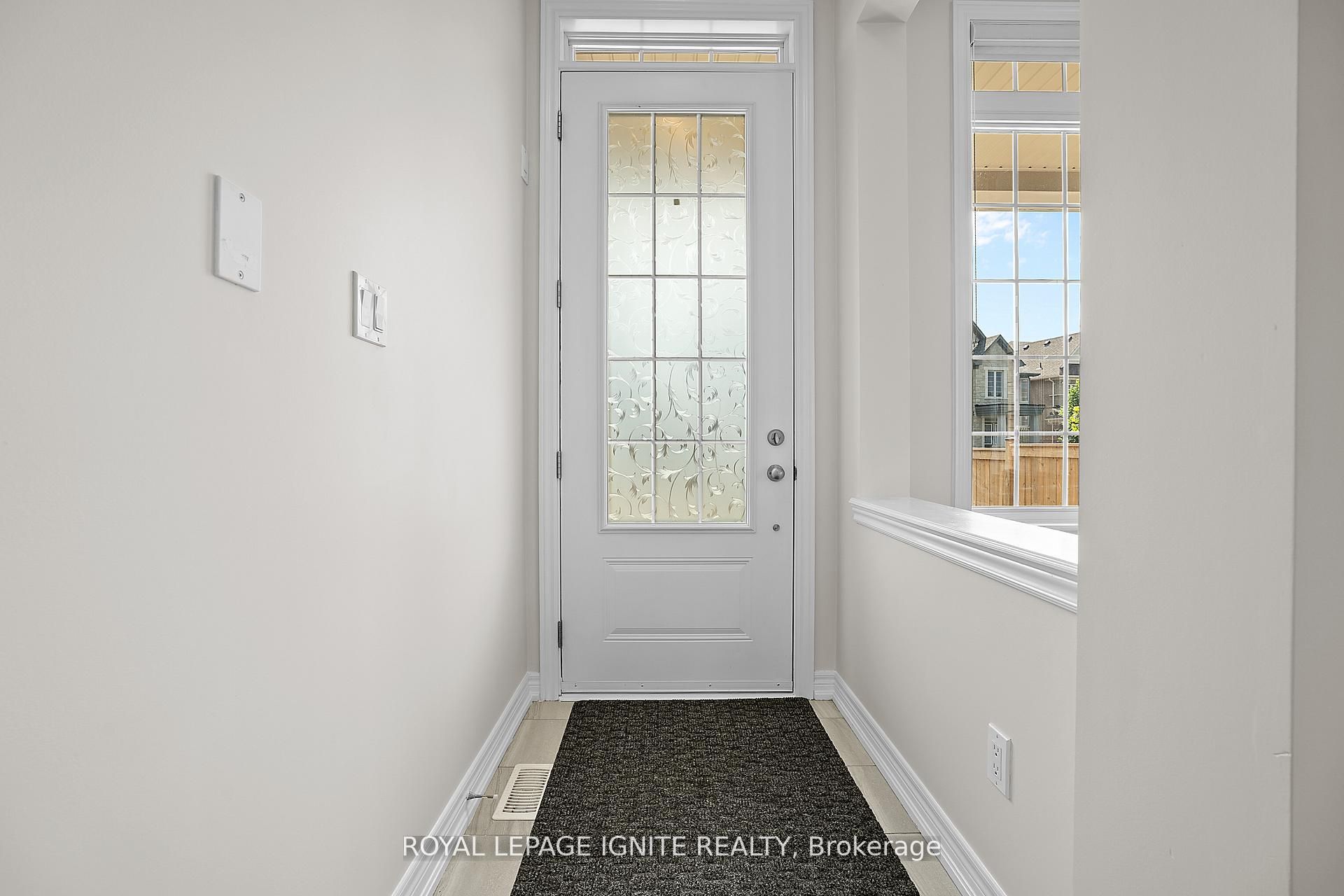 2592 Craftsman Drive Property Photo 2