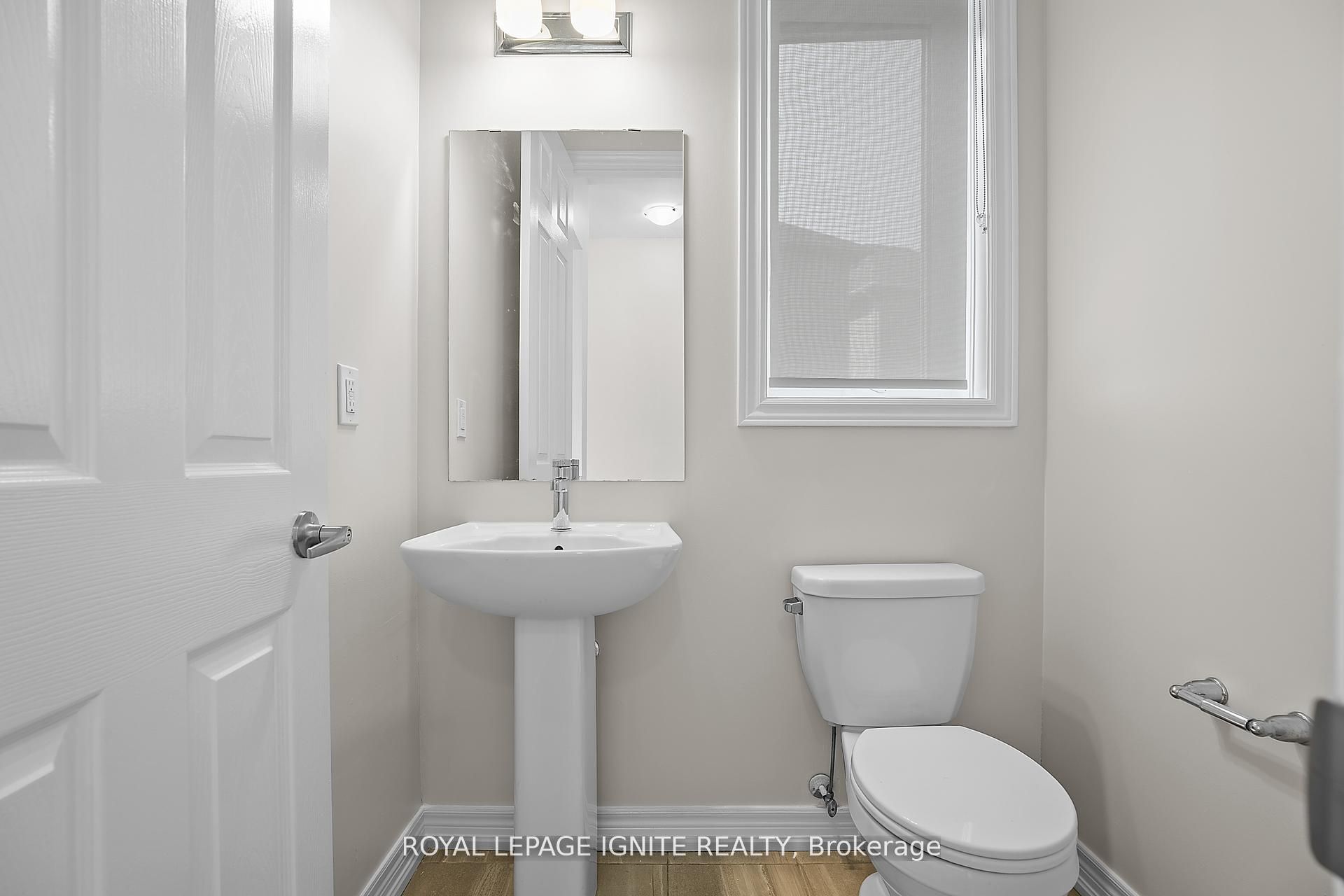 2592 Craftsman Drive Property Photo 6