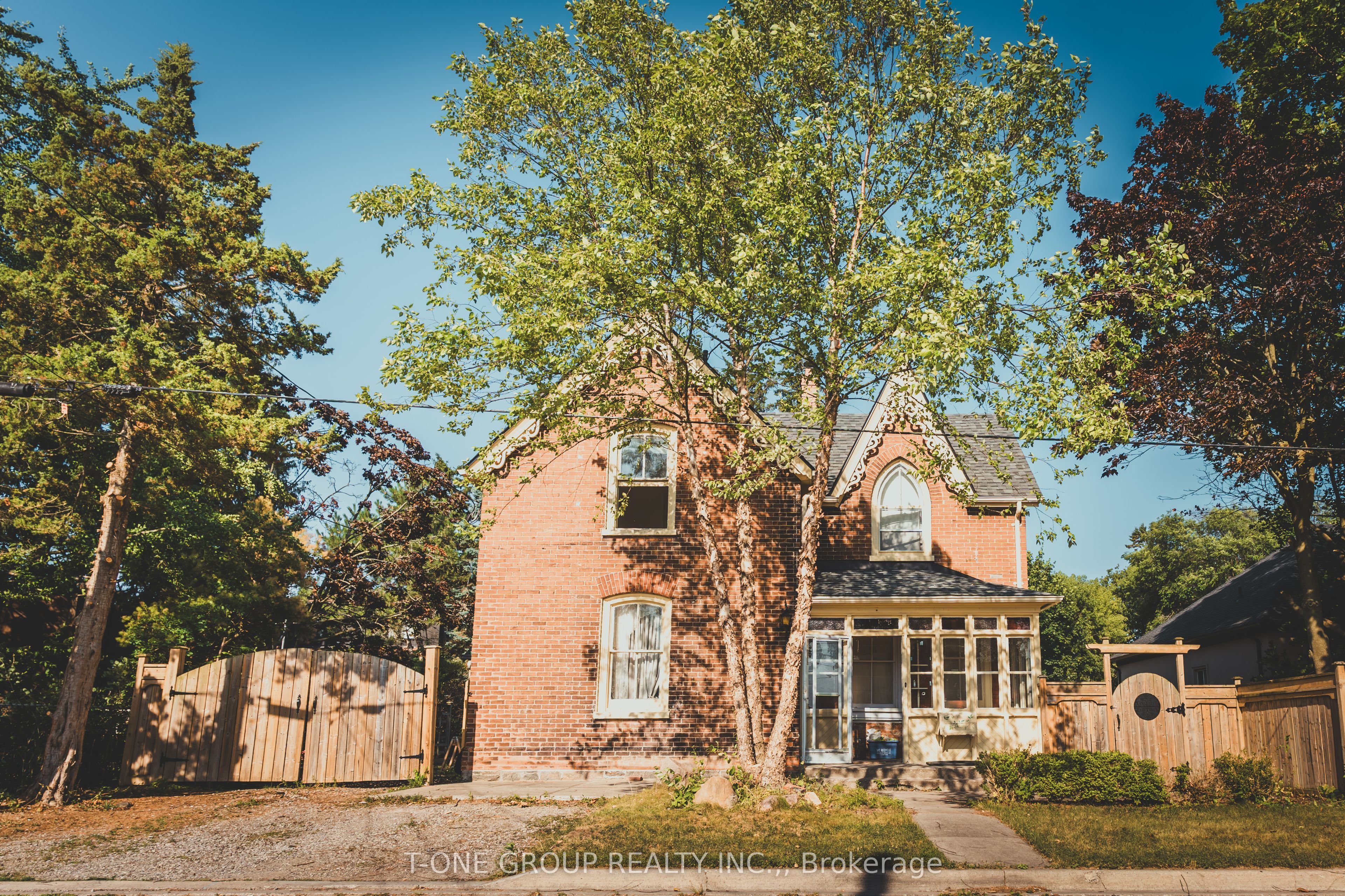681 Pleasant Street Property Photo 1