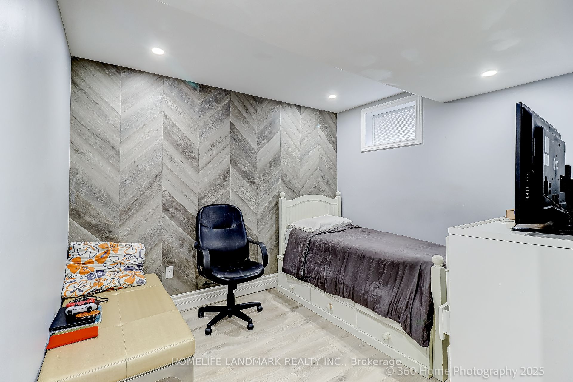 361 Birchmount Road 3 Property Photo 13