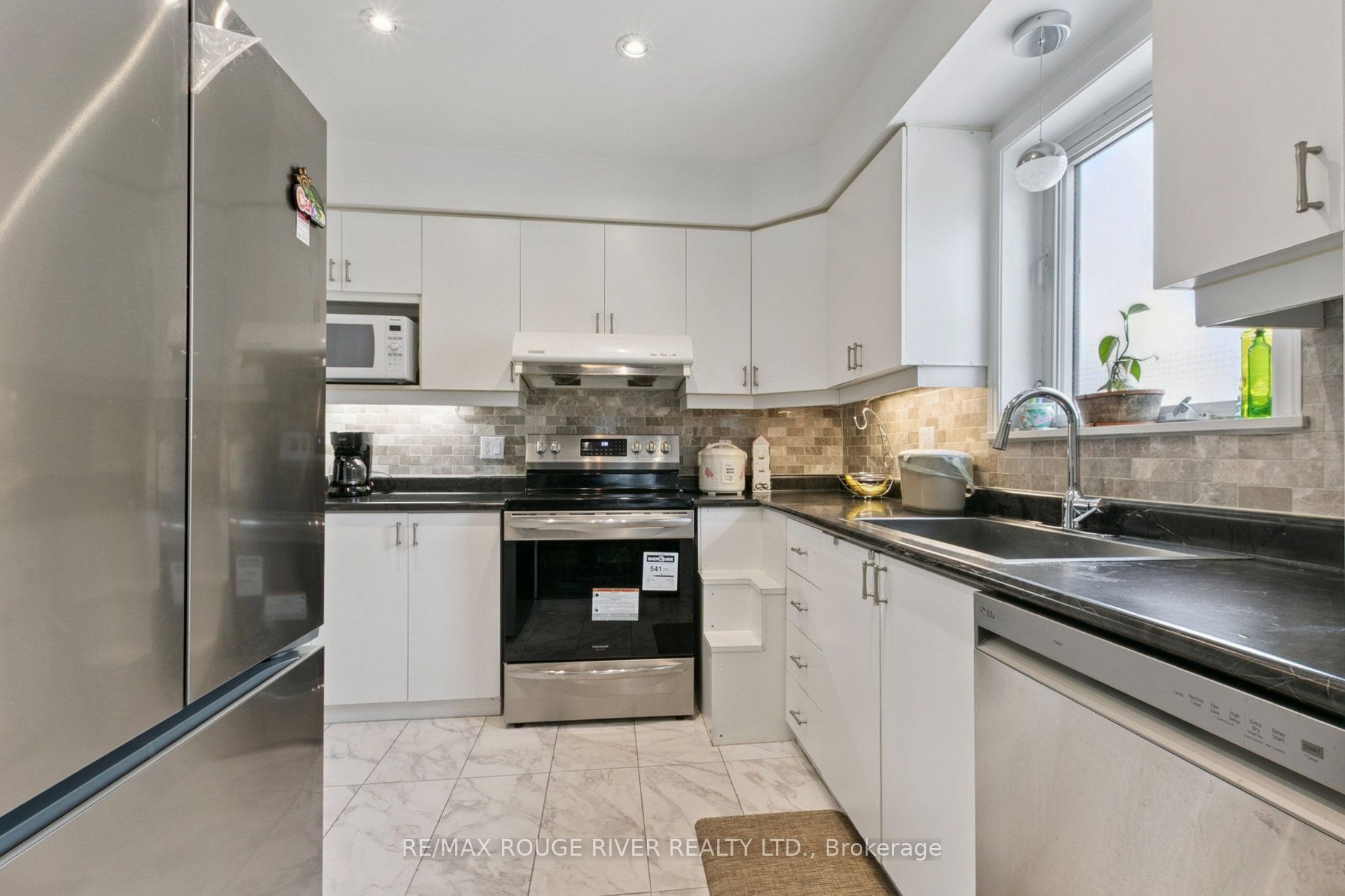 164 Tower Drive Property Photo 18