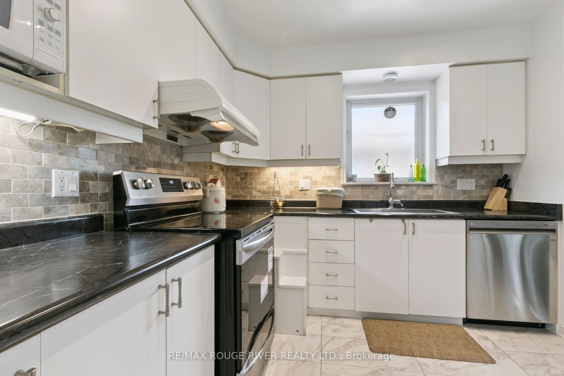 164 Tower Drive Property Photo 21