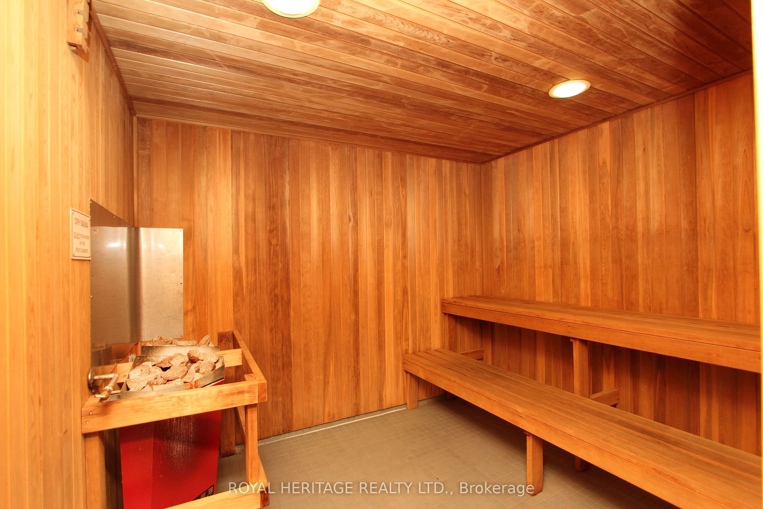 340 Watson St Street W 1209 Property Photo 23