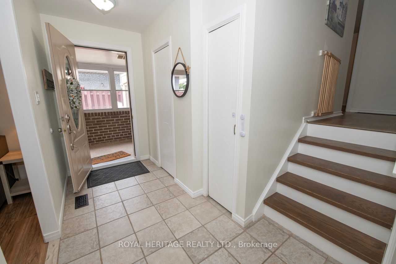 847 Krosno Boulevard Property Photo 5