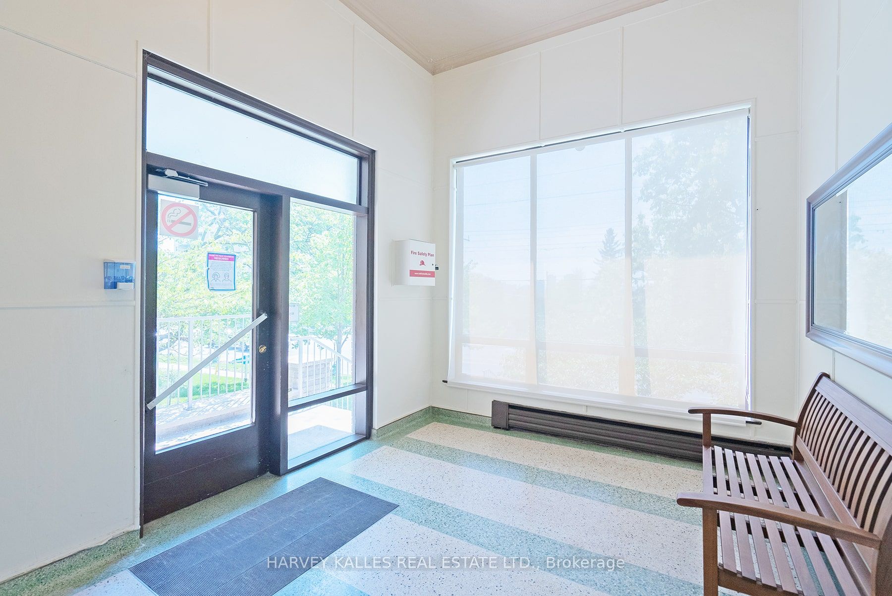 1751 Victoria Park Avenue 405 Property Photo 3