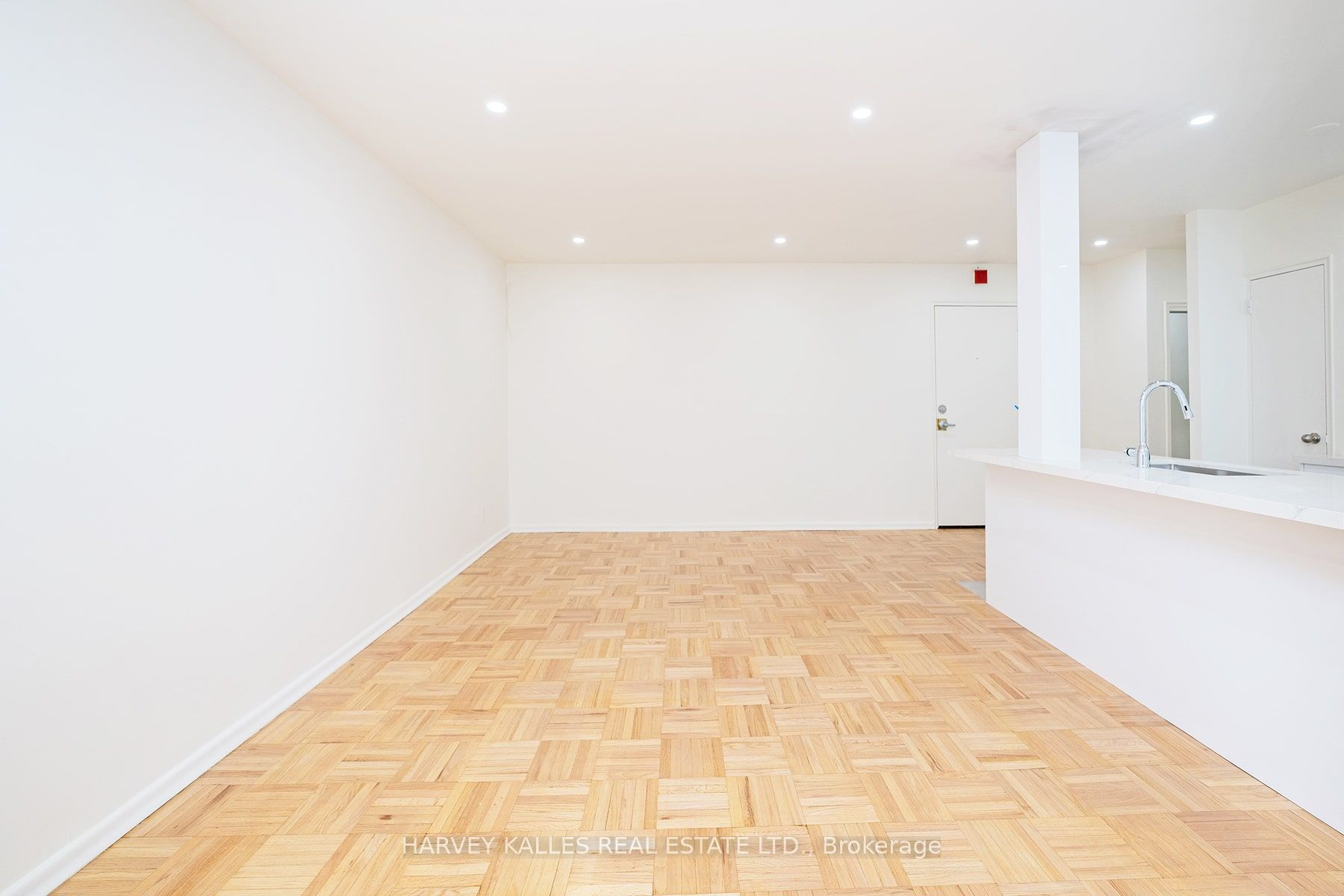 1751 Victoria Park Avenue 405 Property Photo 21