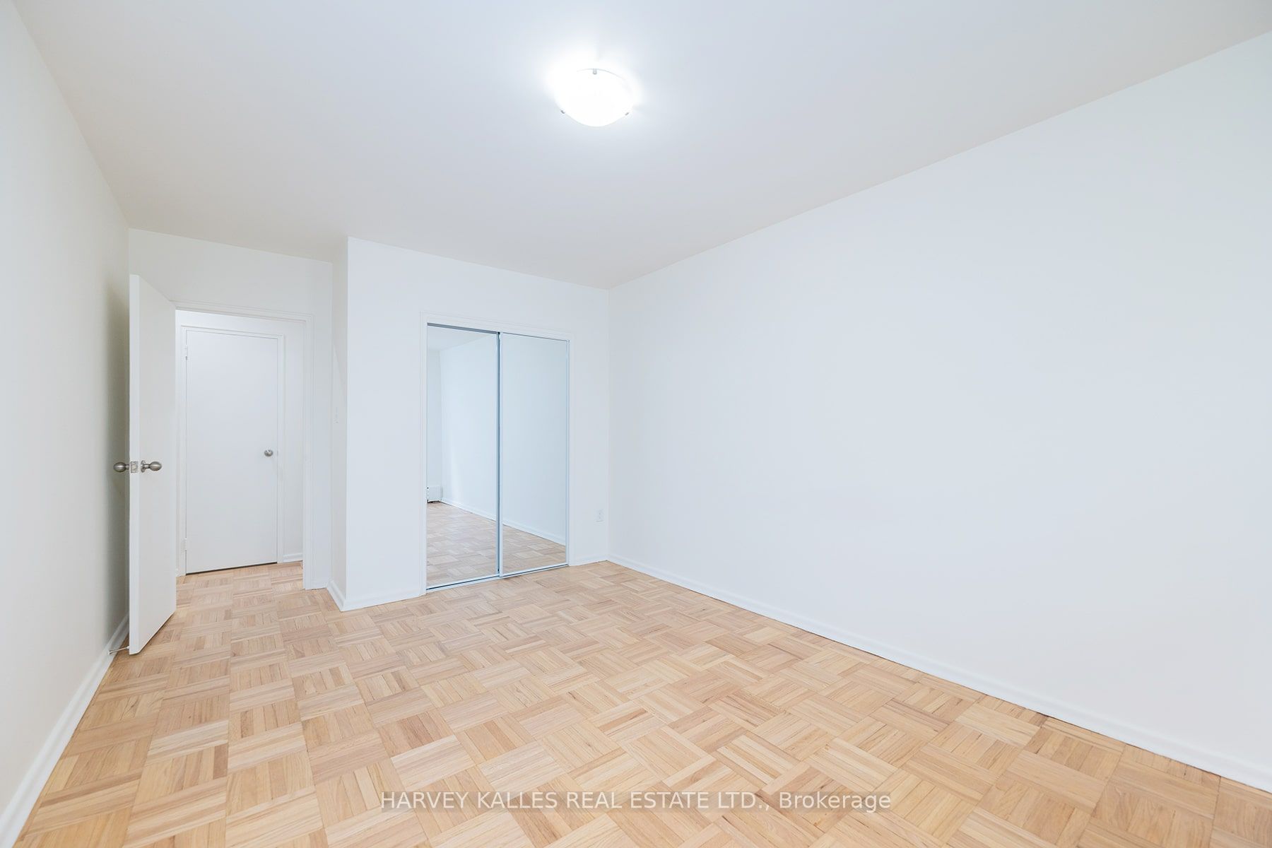 1751 Victoria Park Avenue 405 Property Photo 25