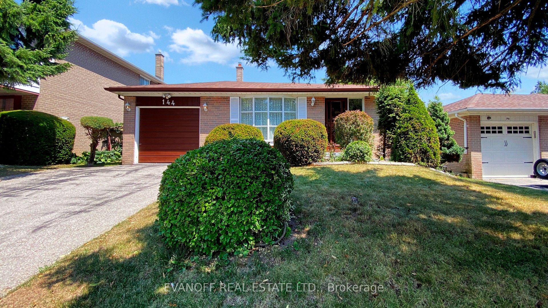 144 Merkley Square Property Photo 1