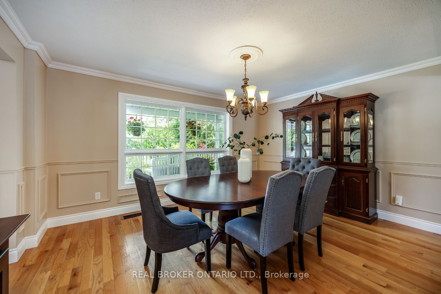 10 Brownsville Court Property Photo 17