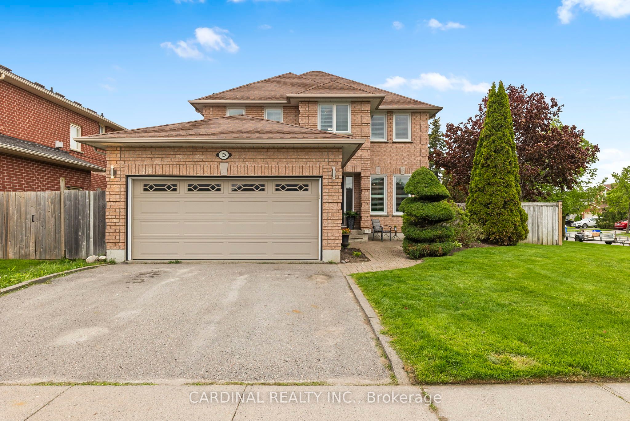 124 Avondale Dr Property Photo 1