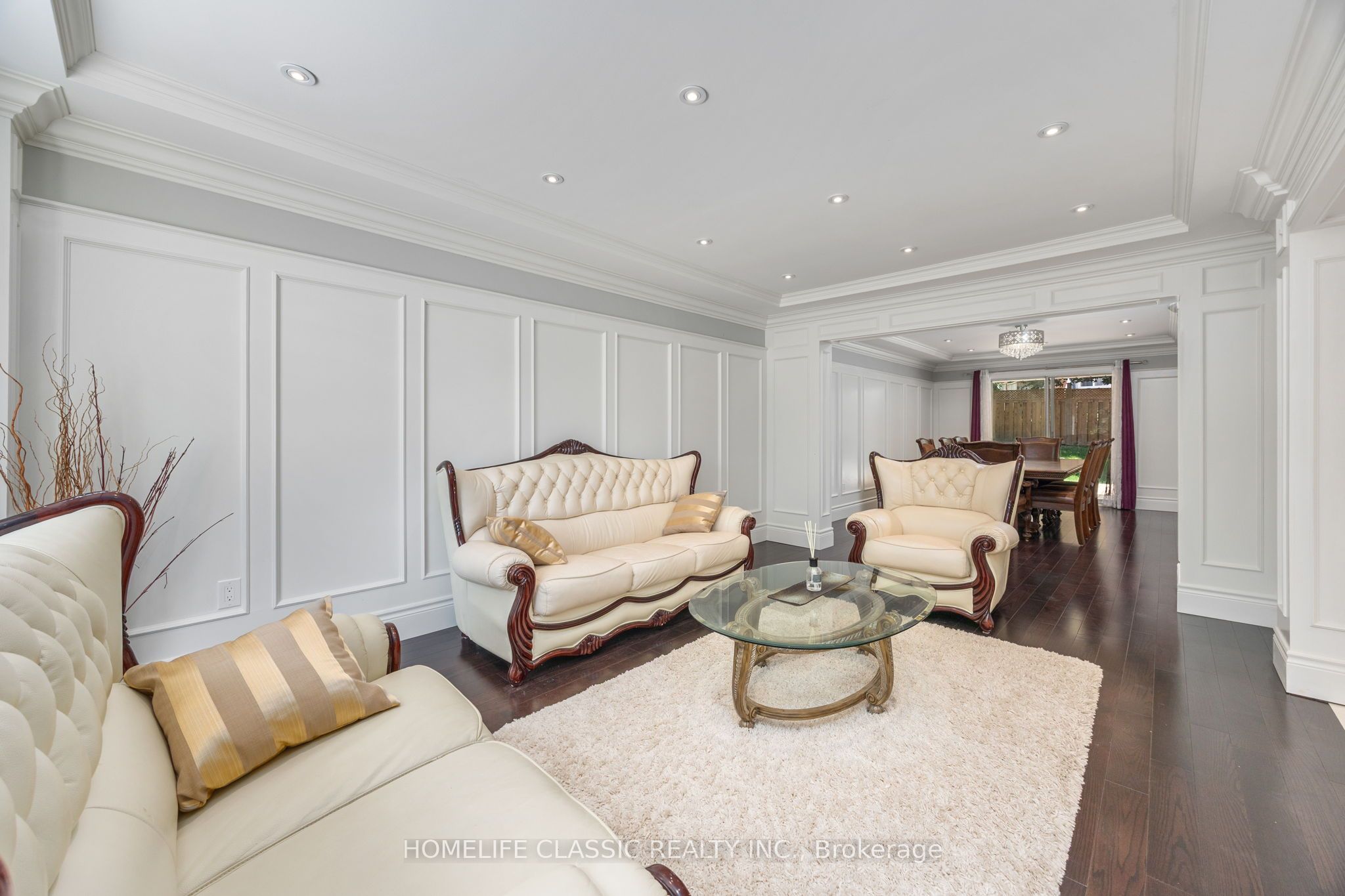 550 Dahlia Crescent Property Photo 5