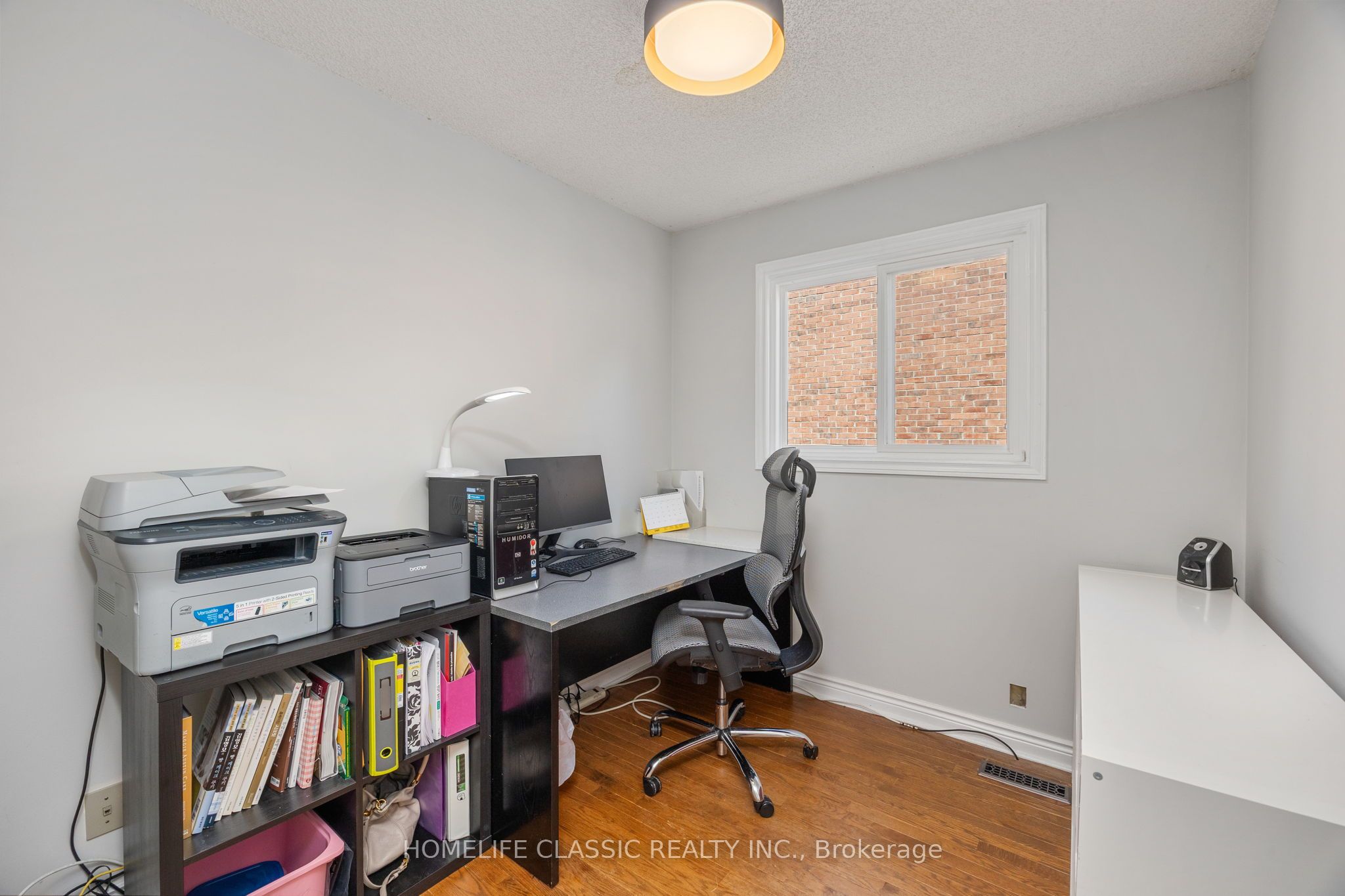 550 Dahlia Crescent Property Photo 12