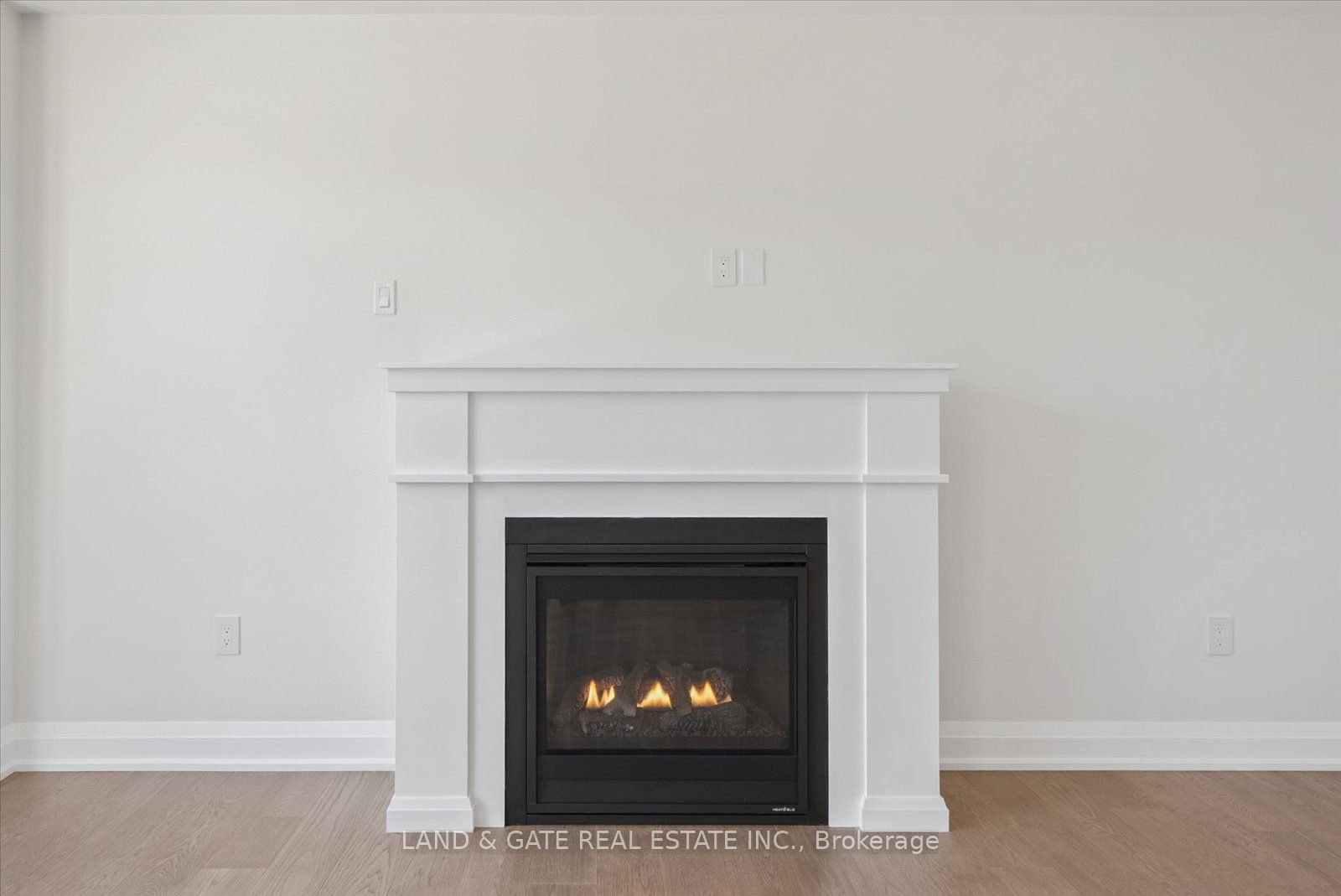 965 Queensdale Avenue Property Photo 7