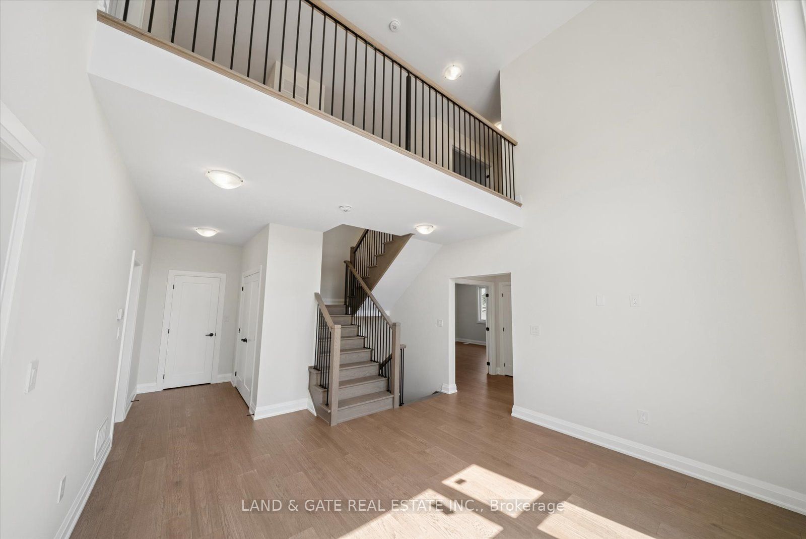 965 Queensdale Avenue Property Photo 23