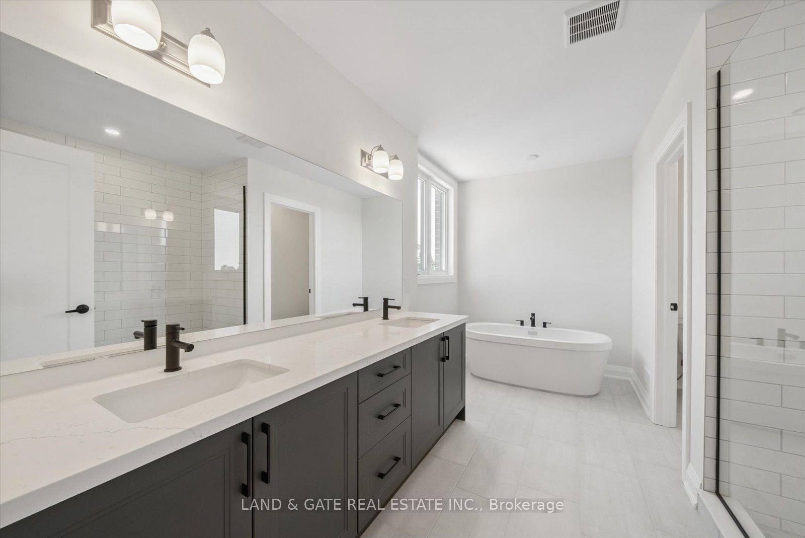 965 Queensdale Avenue Property Photo 33