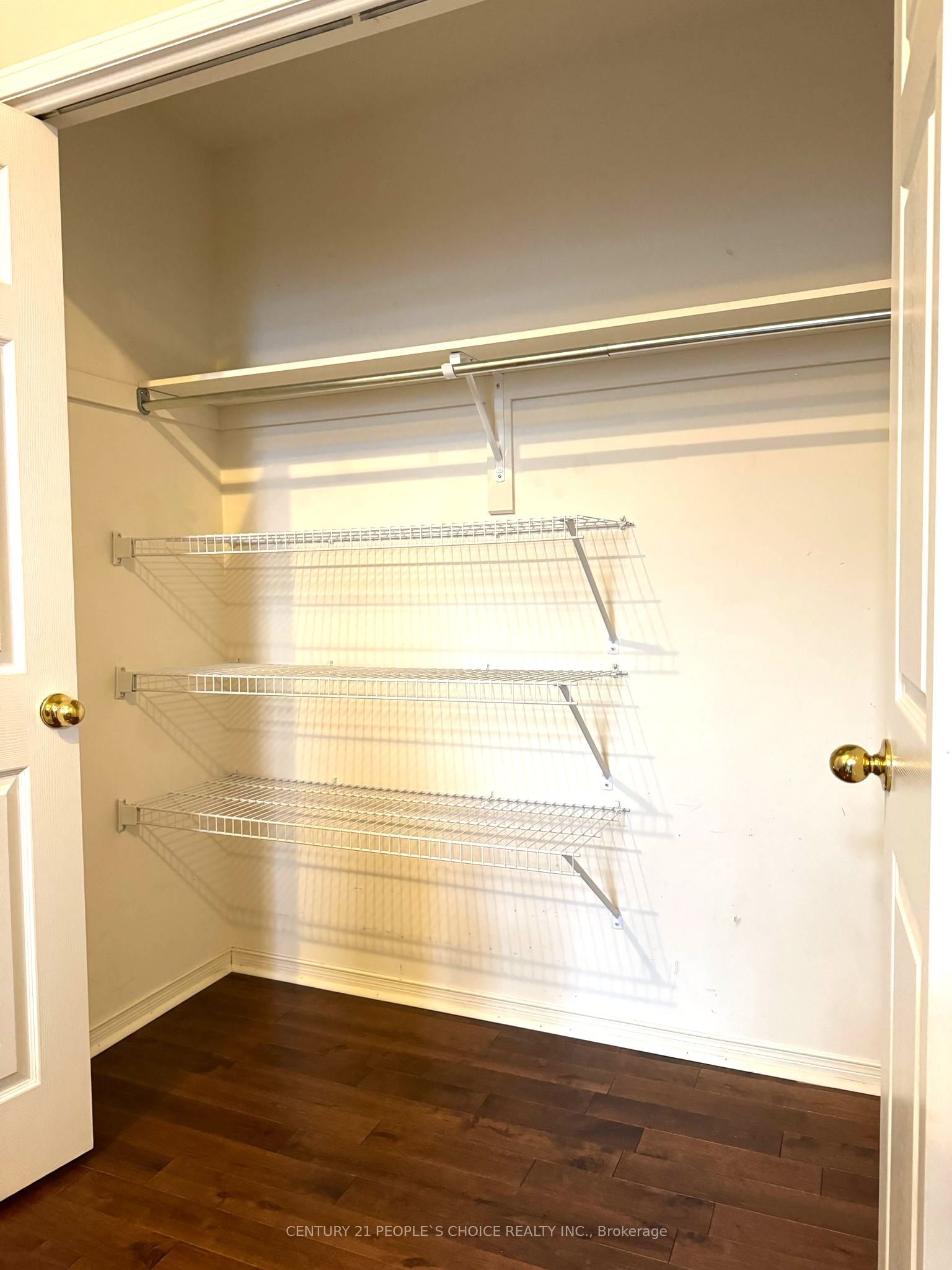 146 Stokely Crescent Property Photo 12