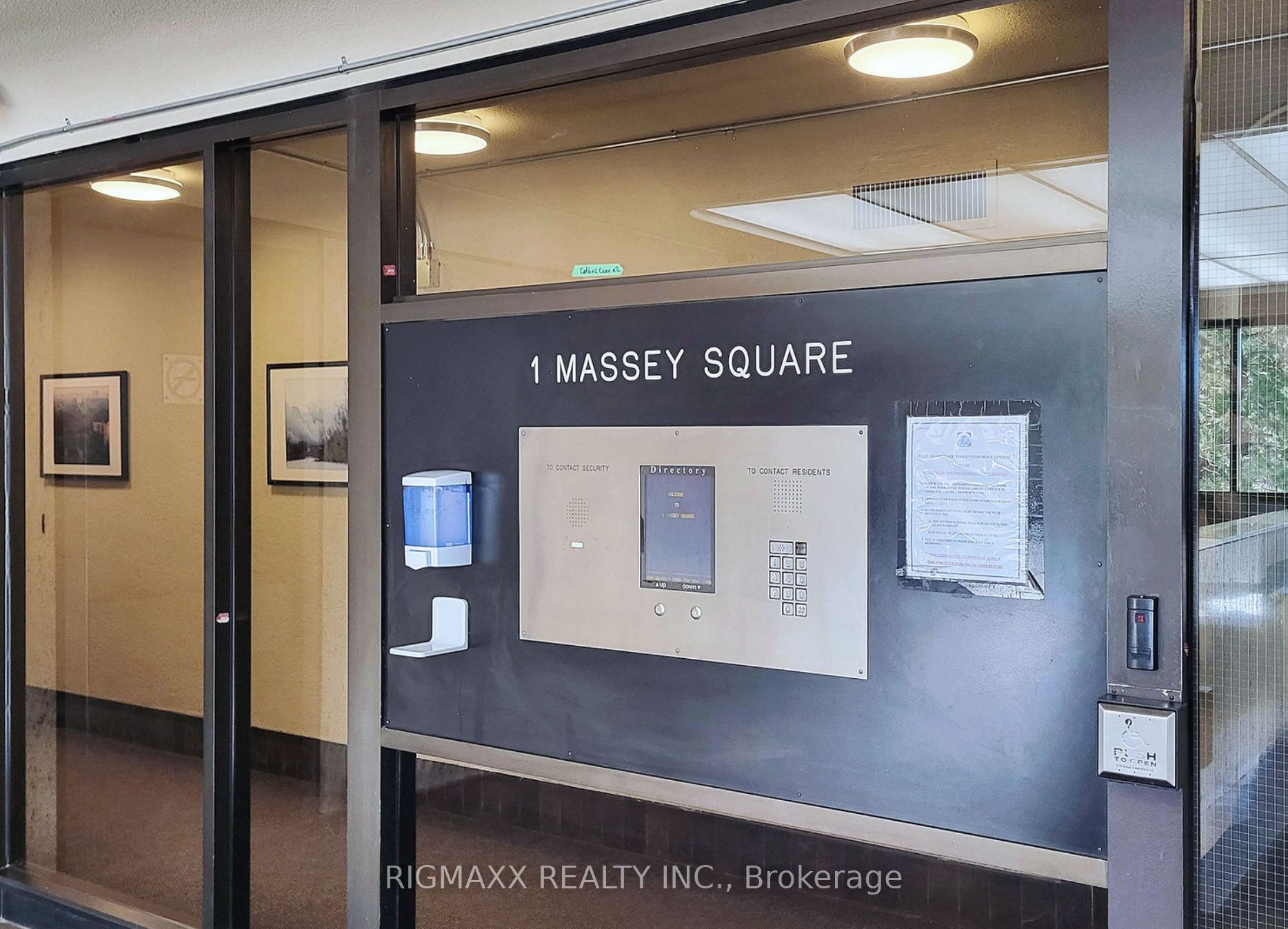 1 Massey Square 907 Property Photo 2