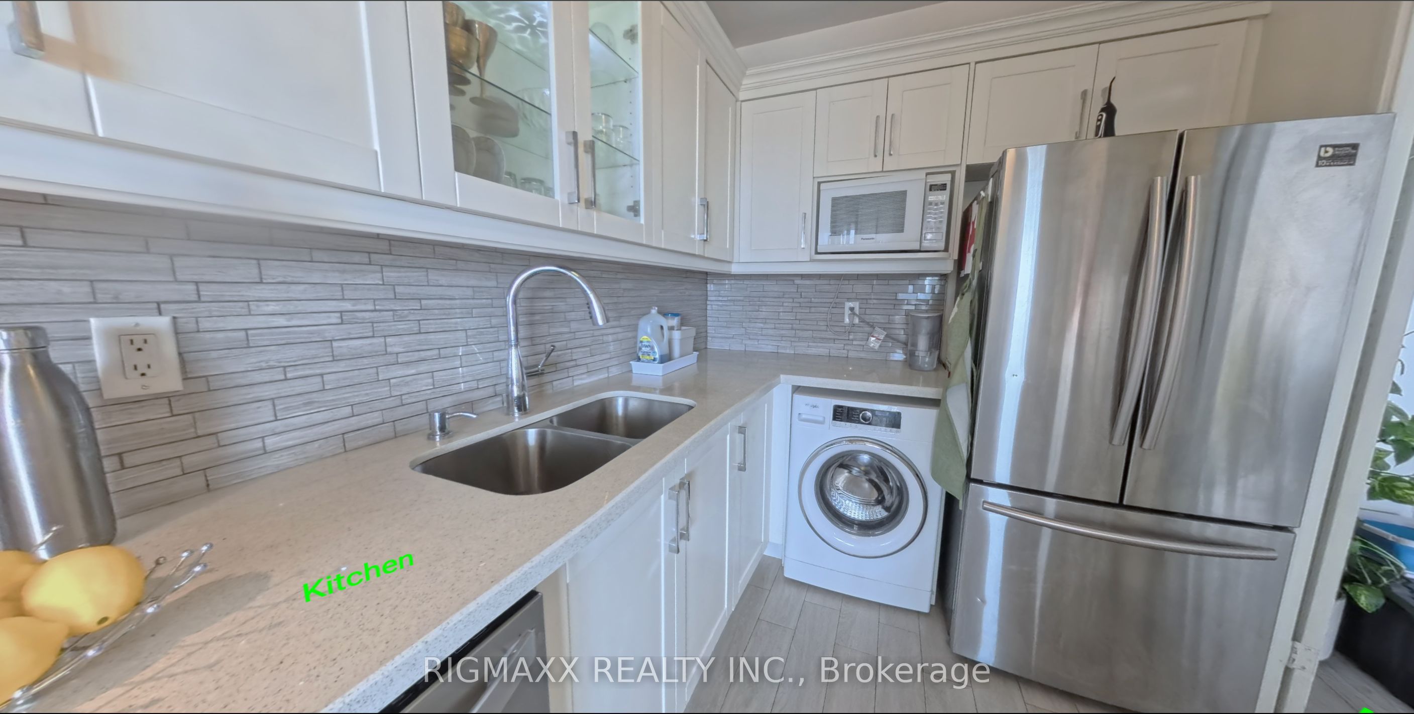 1 Massey Square 907 Property Photo 10