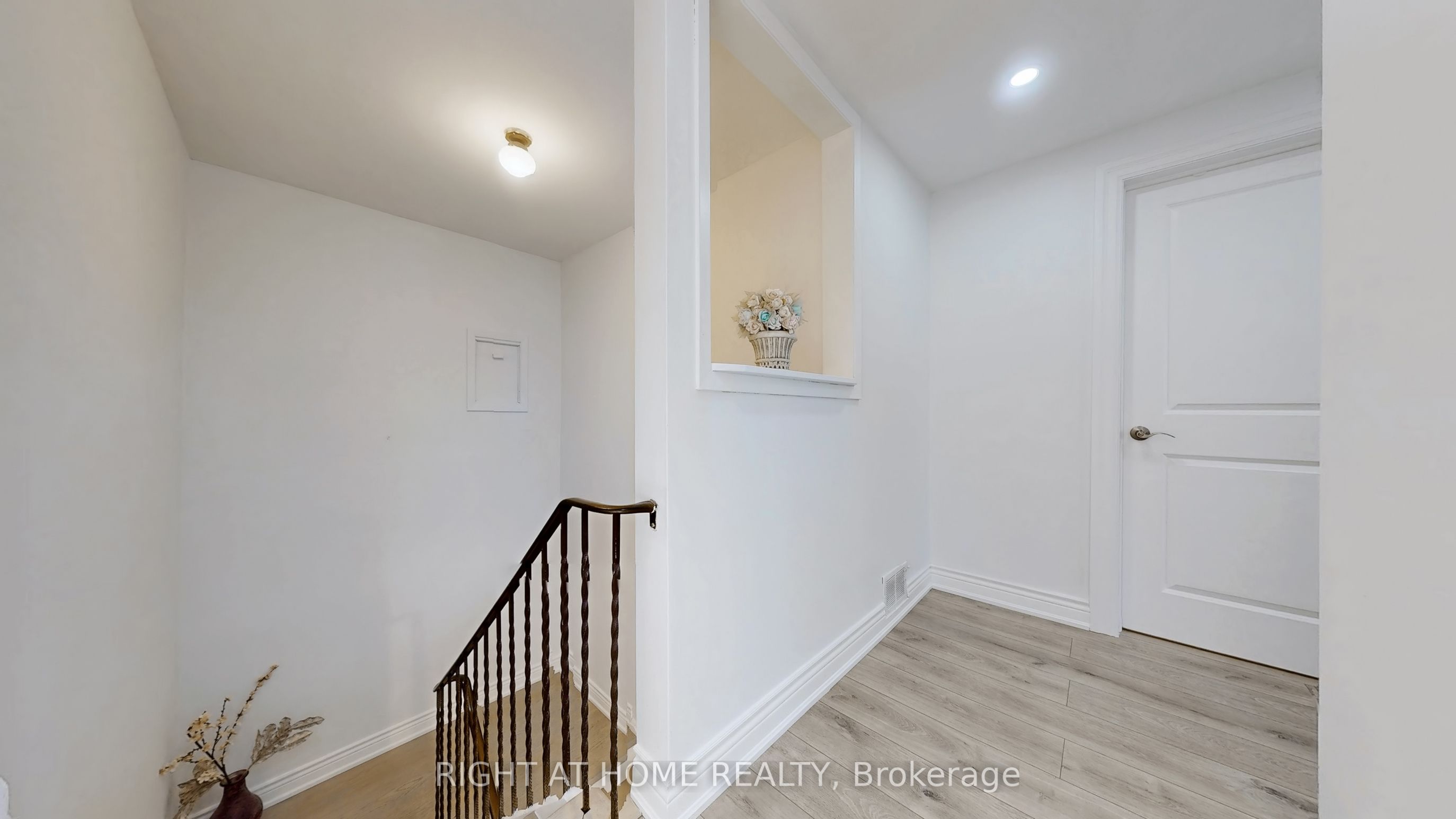 12a Kenmore Avenue Property Photo 15