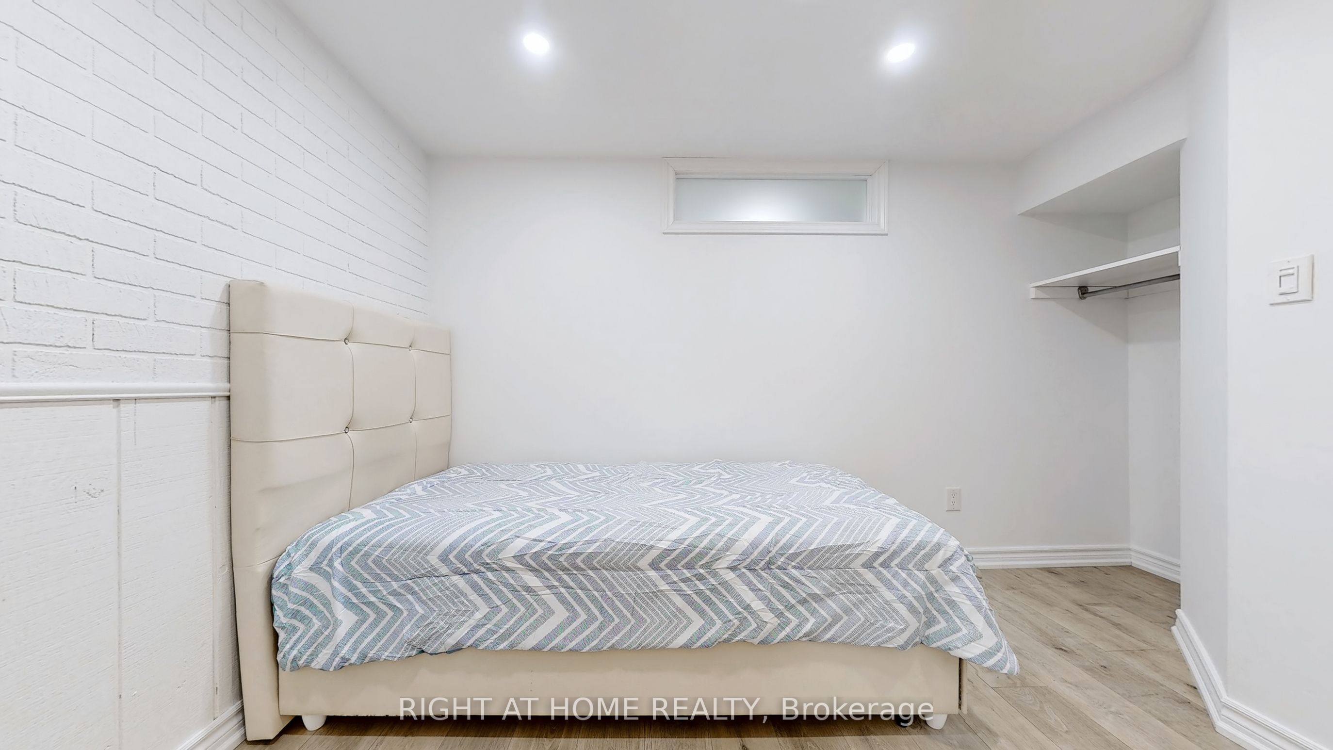12a Kenmore Avenue Property Photo 35