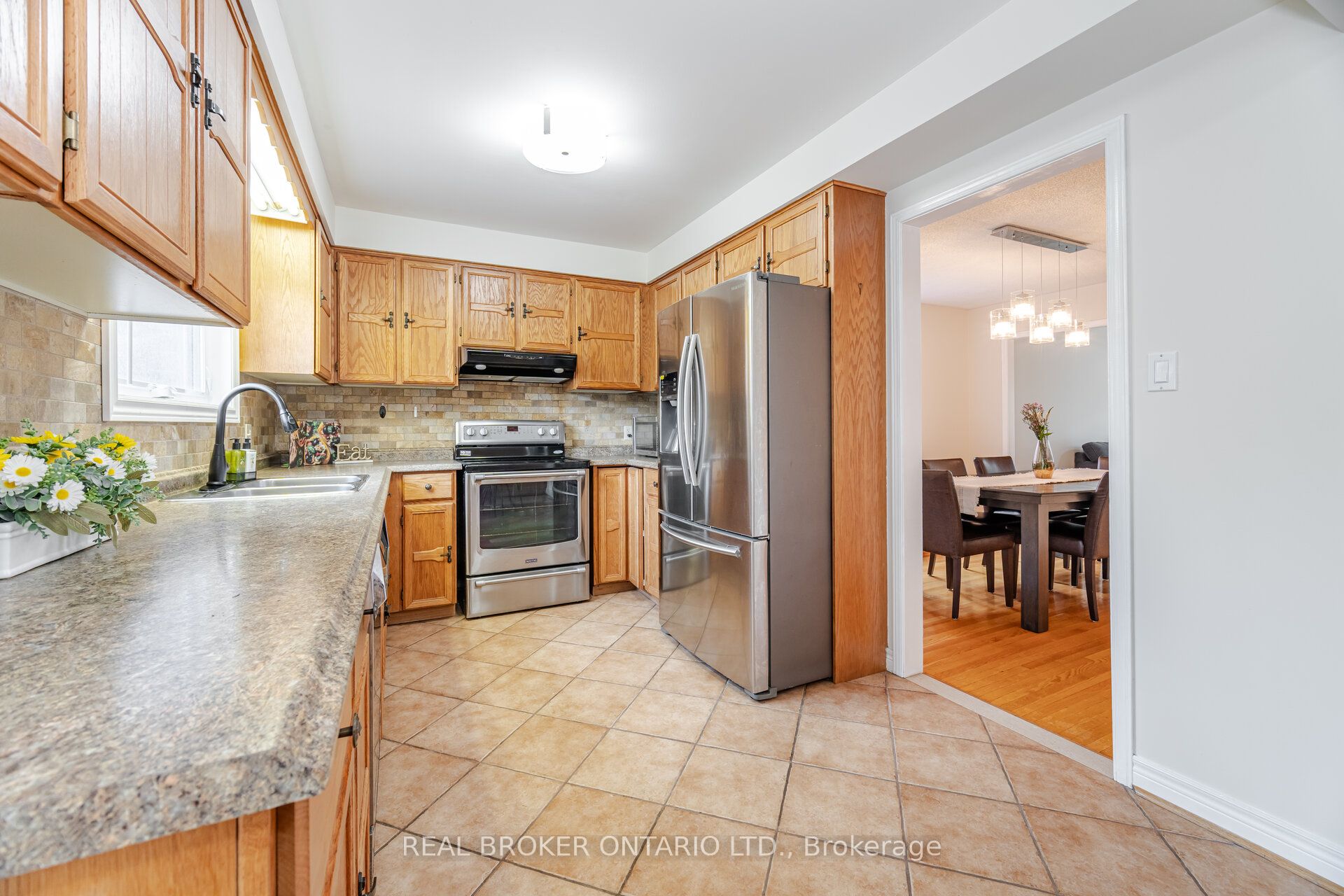 206 Gwendolyn Street Property Photo 10