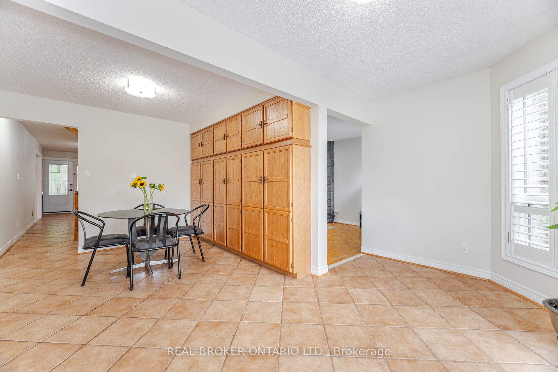 206 Gwendolyn Street Property Photo 16