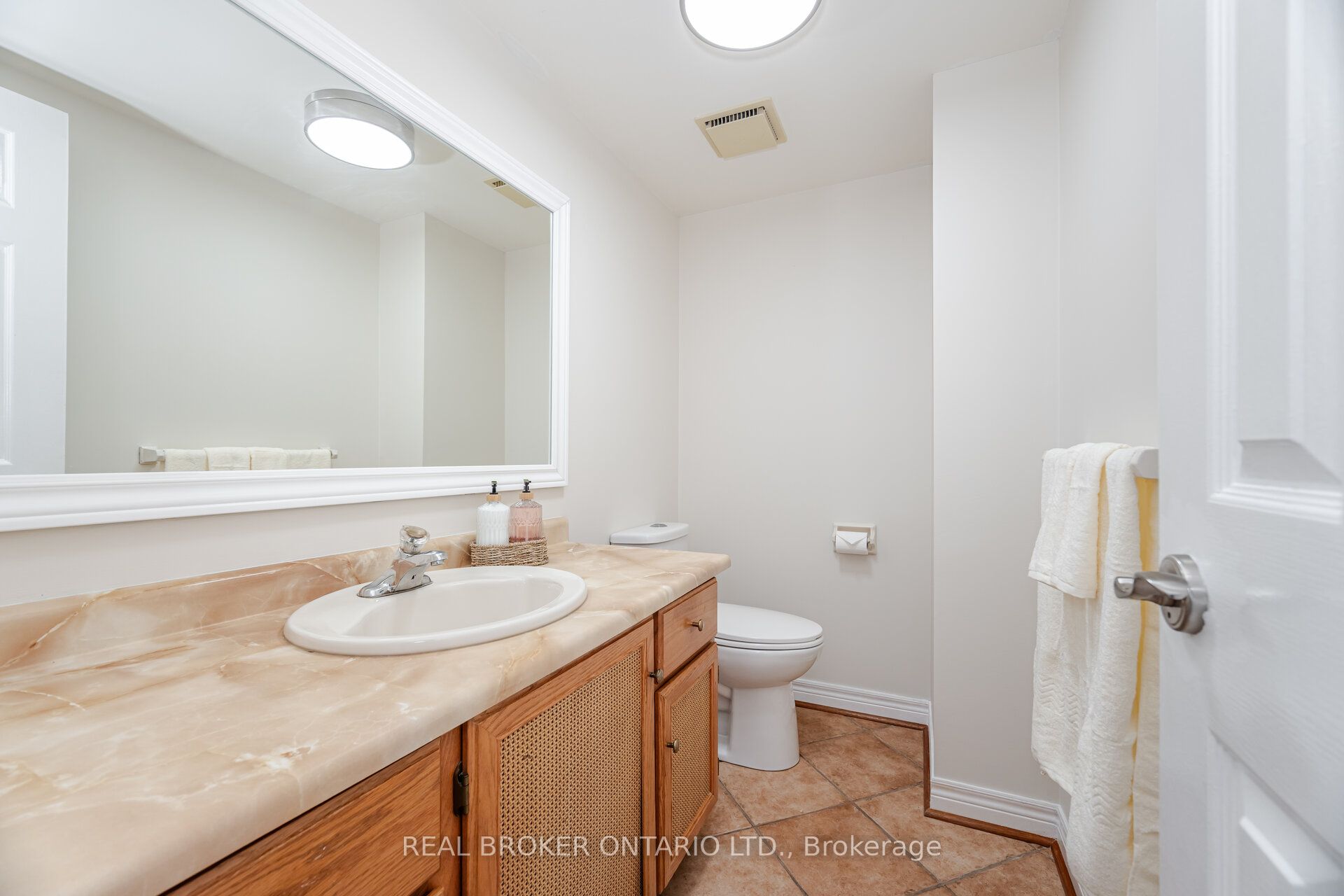 206 Gwendolyn Street Property Photo 20