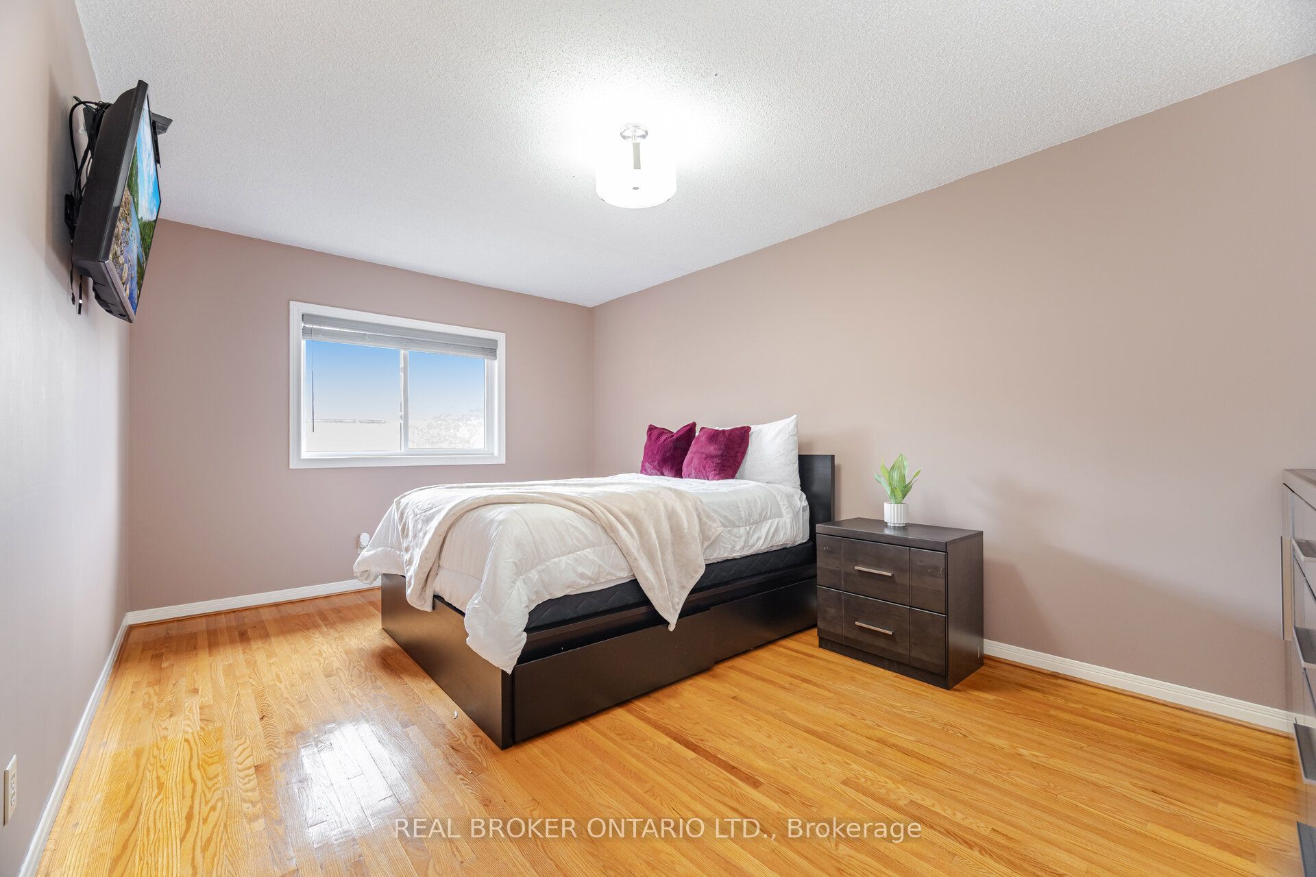 206 Gwendolyn Street Property Photo 34