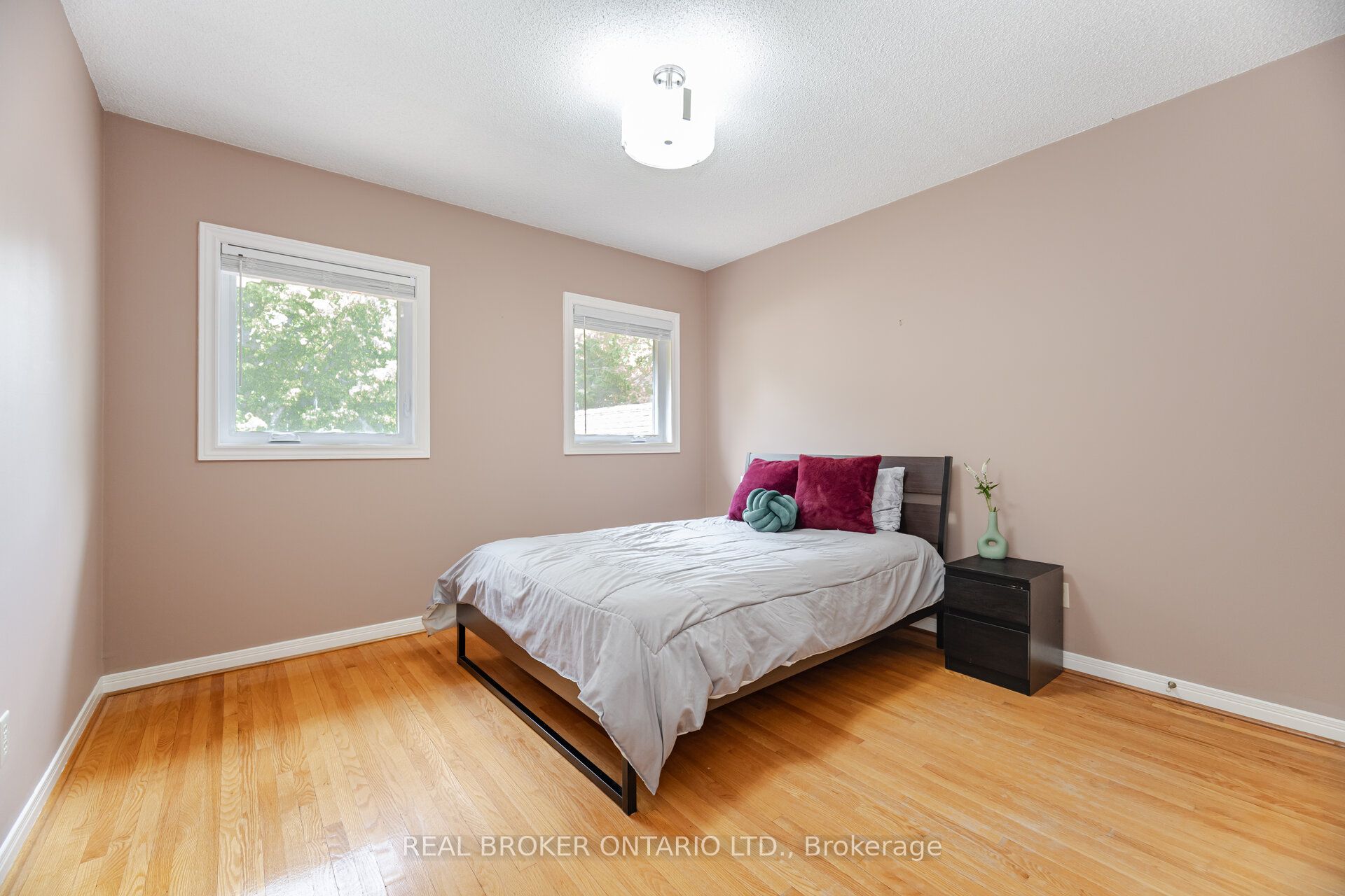 206 Gwendolyn Street Property Photo 36