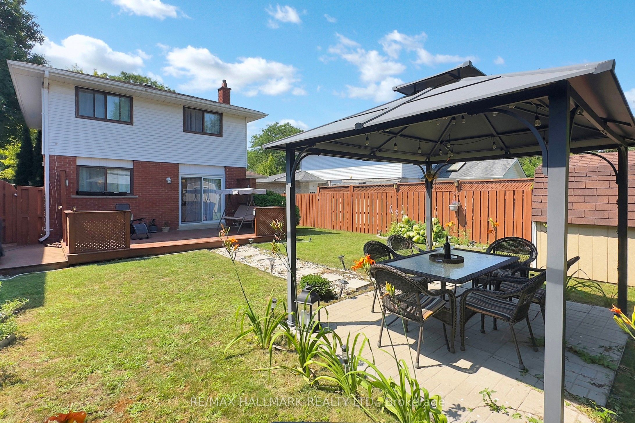 249 Kensington Crescent Property Photo 26