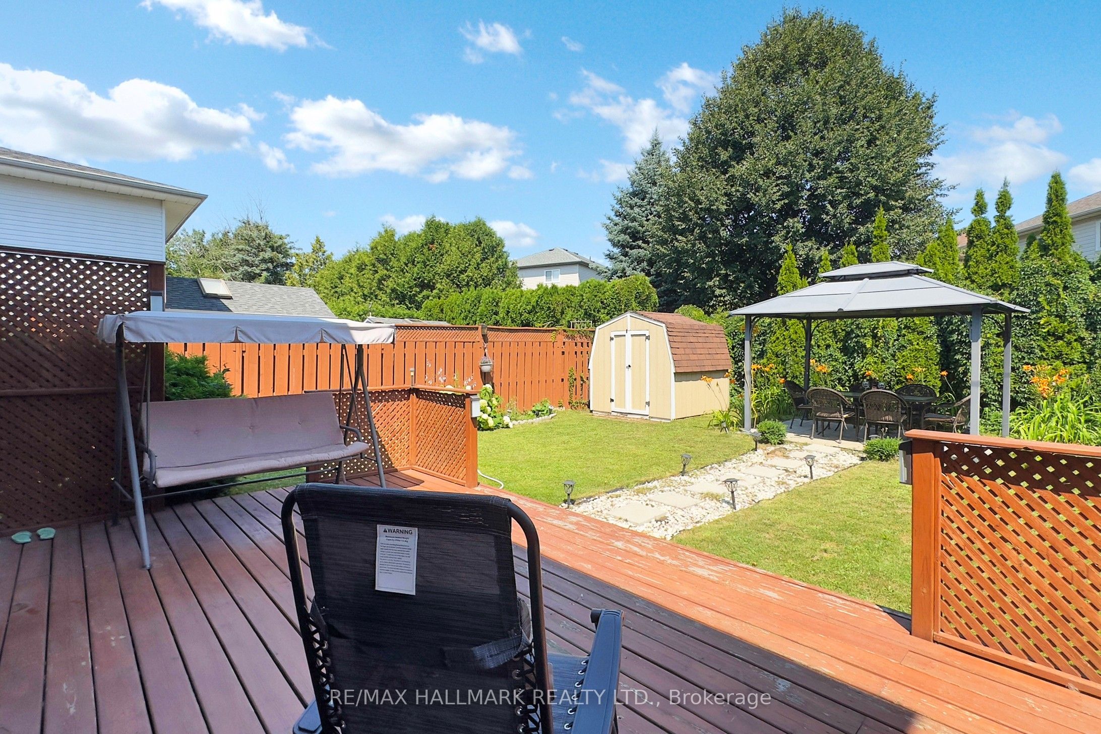 249 Kensington Crescent Property Photo 45