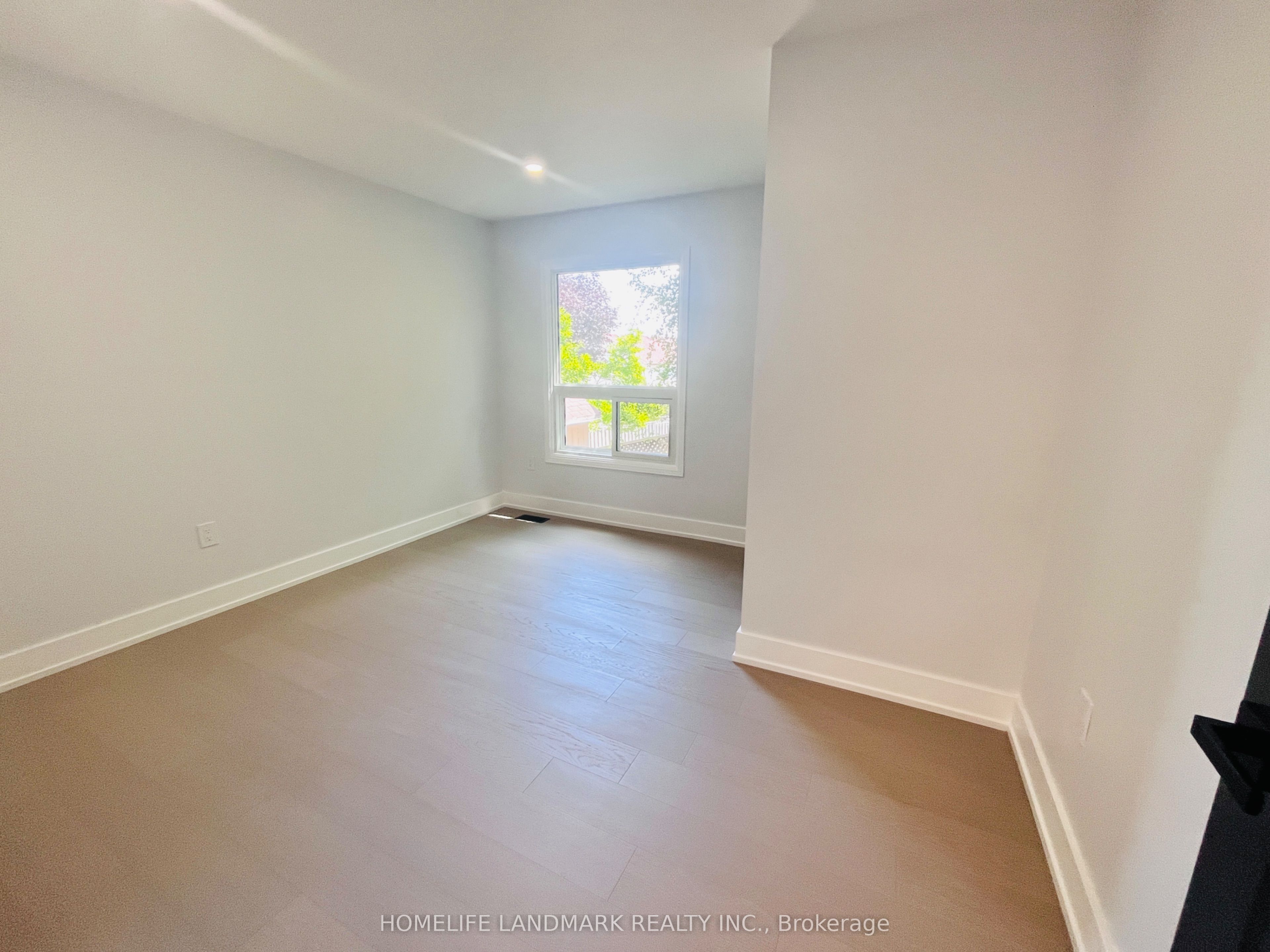 1638 Middleton Street Main & 2nd Floor Property Photo 11