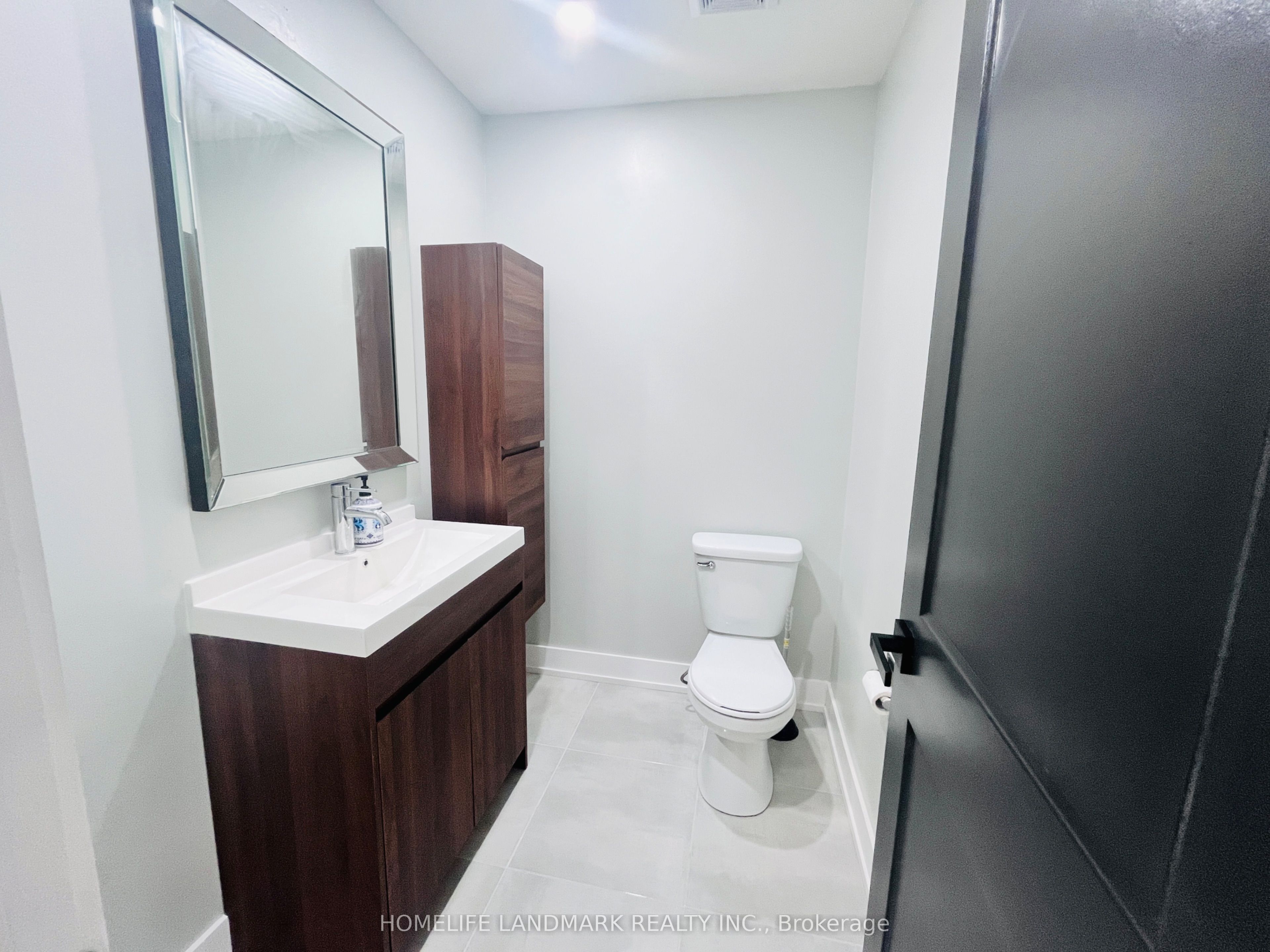 1638 Middleton Street Main & 2nd Floor Property Photo 13