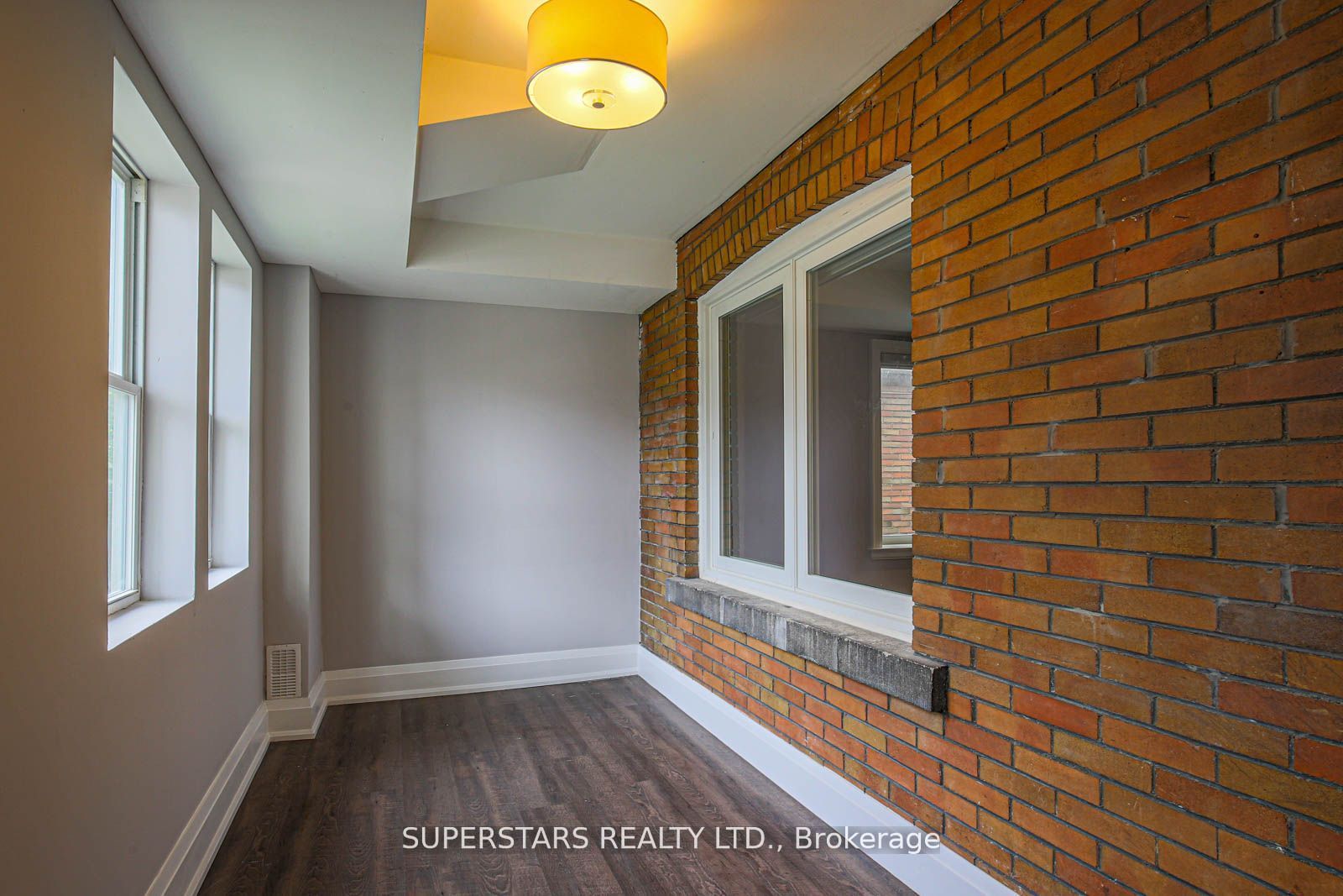 235 Victor Avenue Property Photo 3