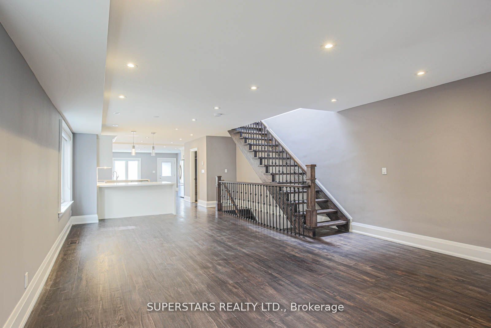 235 Victor Avenue Property Photo 6