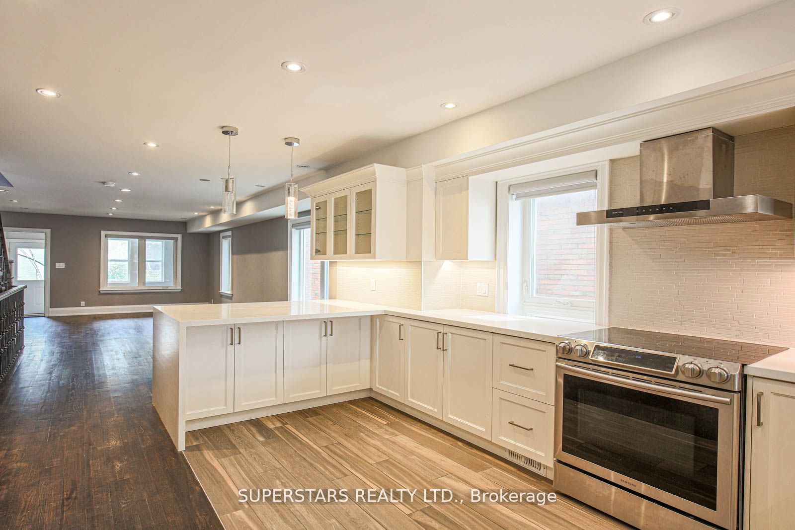 235 Victor Avenue Property Photo 8