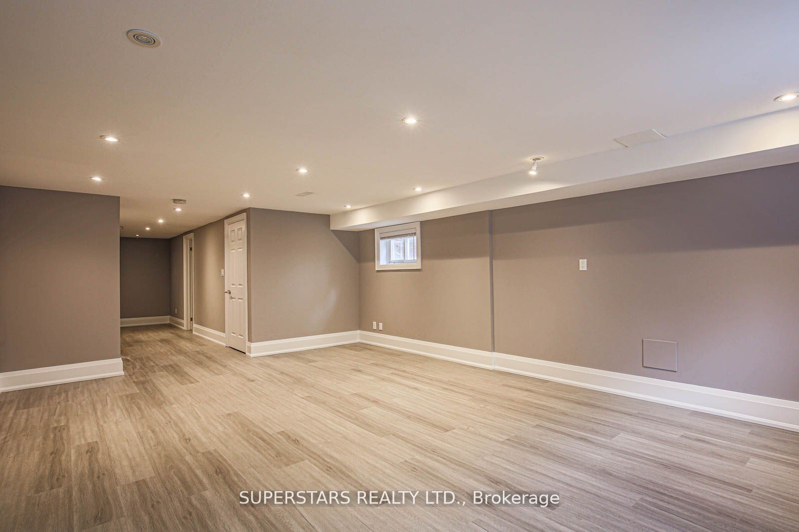 235 Victor Avenue Property Photo 27