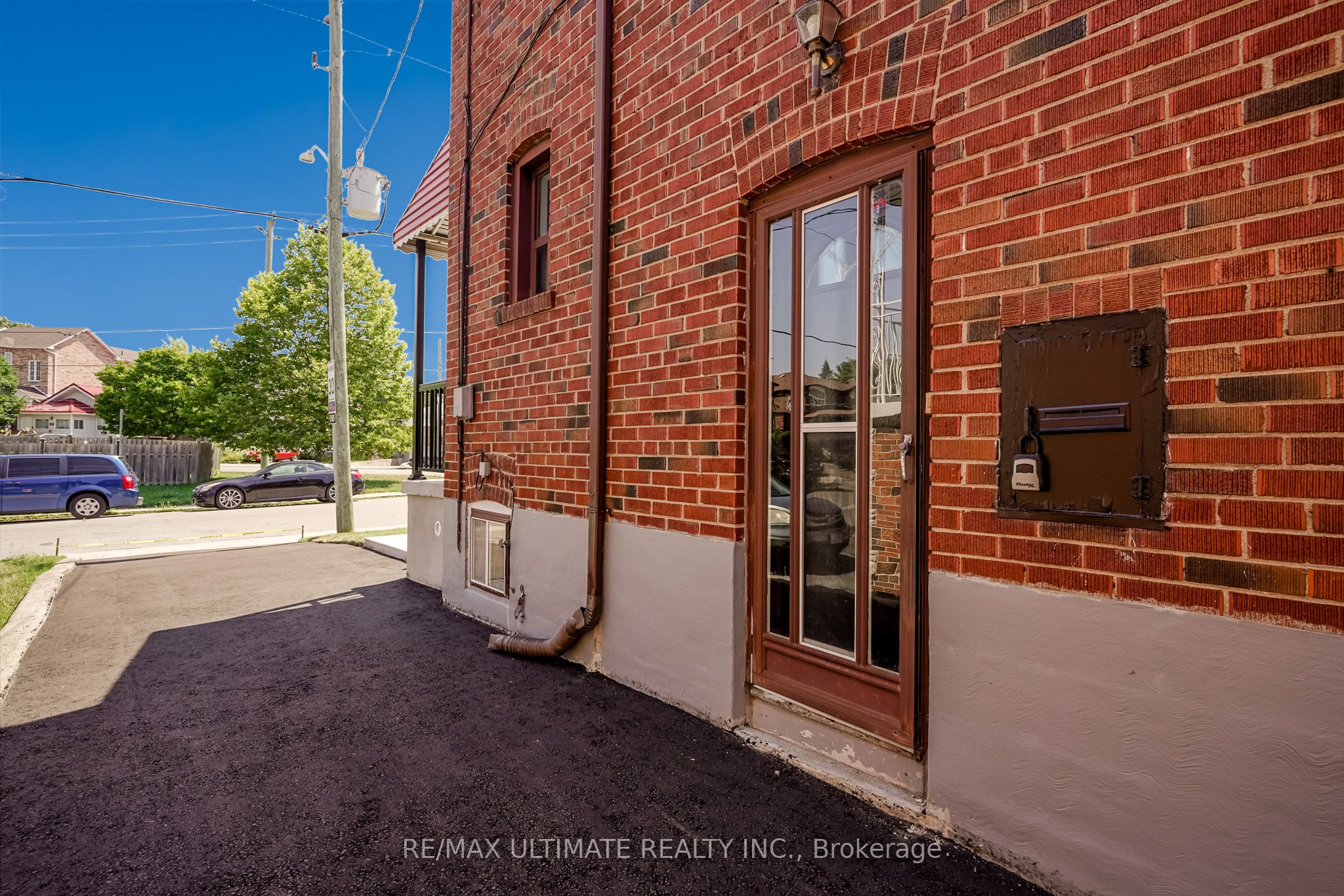 6a North Woodrow Boulevard Property Photo 3