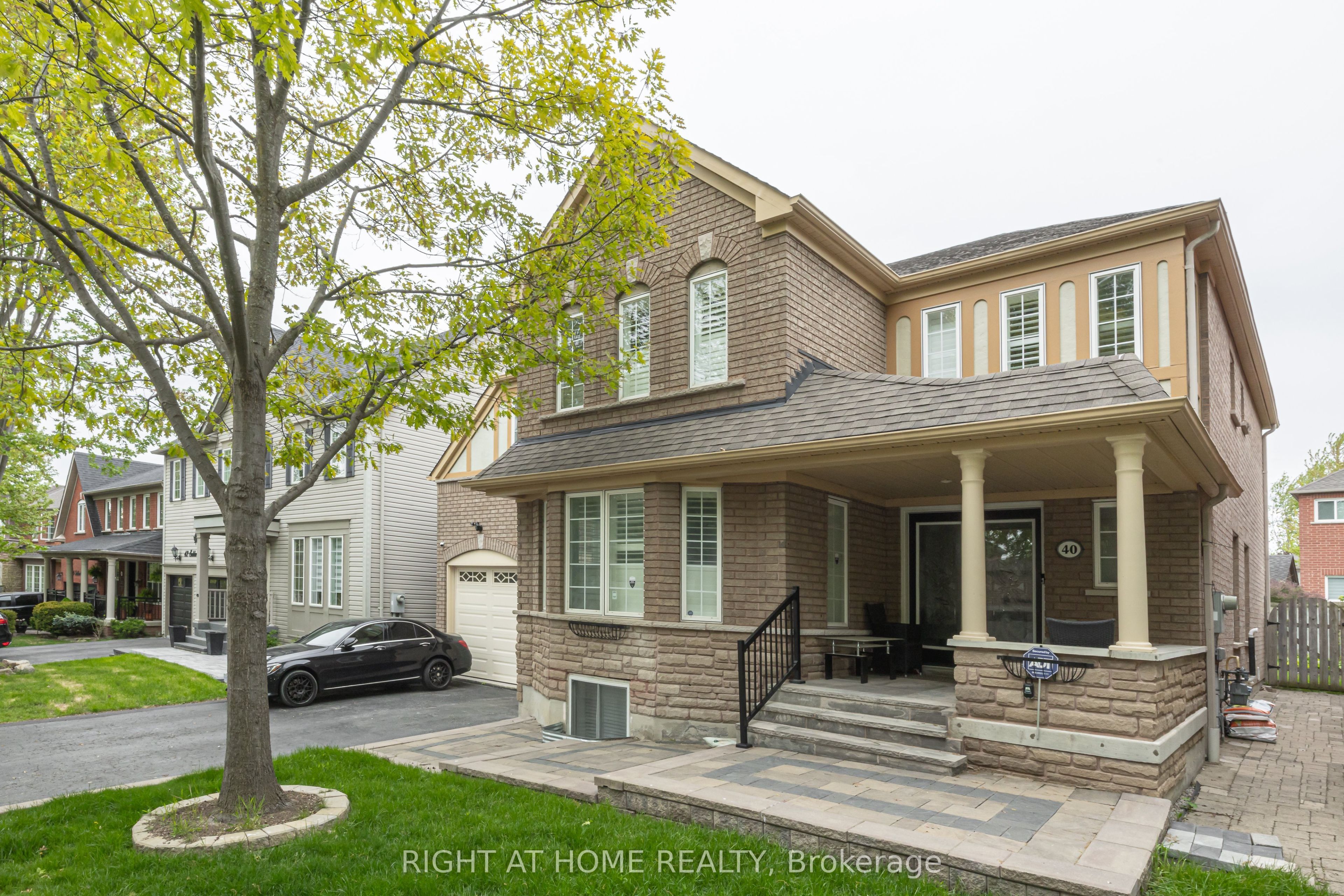 40 Sabbe Cres Property Photo 1