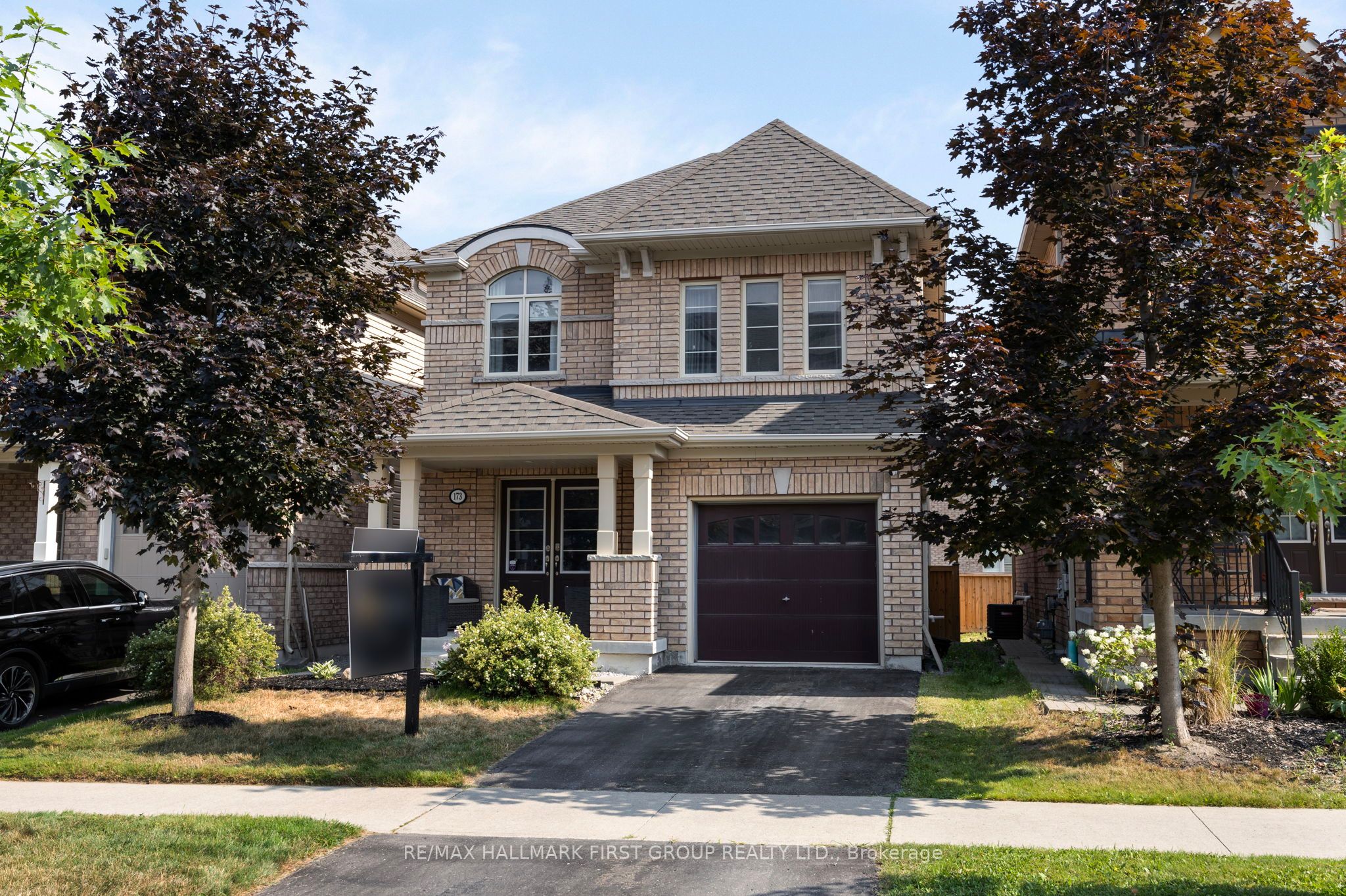 173 Windfields Farm Drive W Property Photo 1