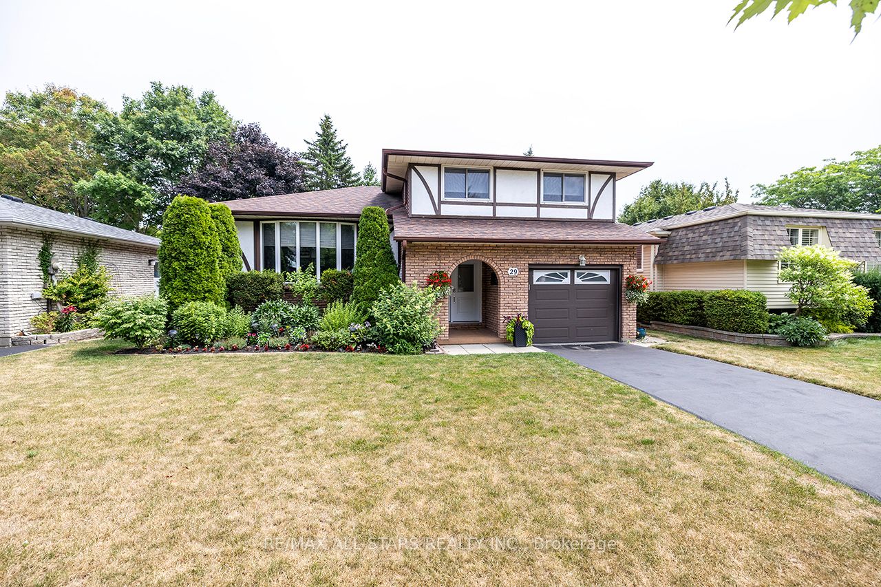29 Orchard Rd Property Photo 1