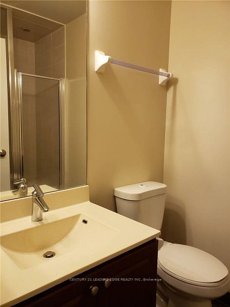 135 Village Green Square 619 Property Photo 13