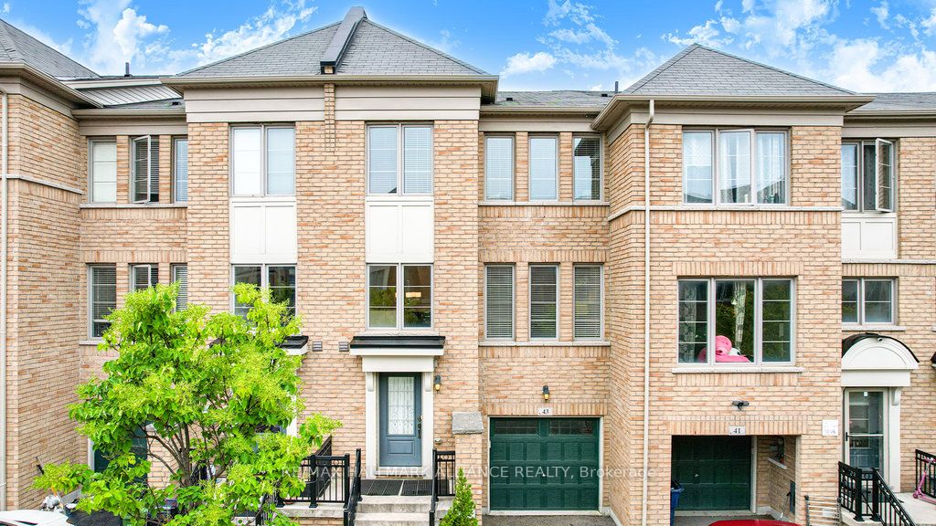43 Belanger Crescent Property Photo 1