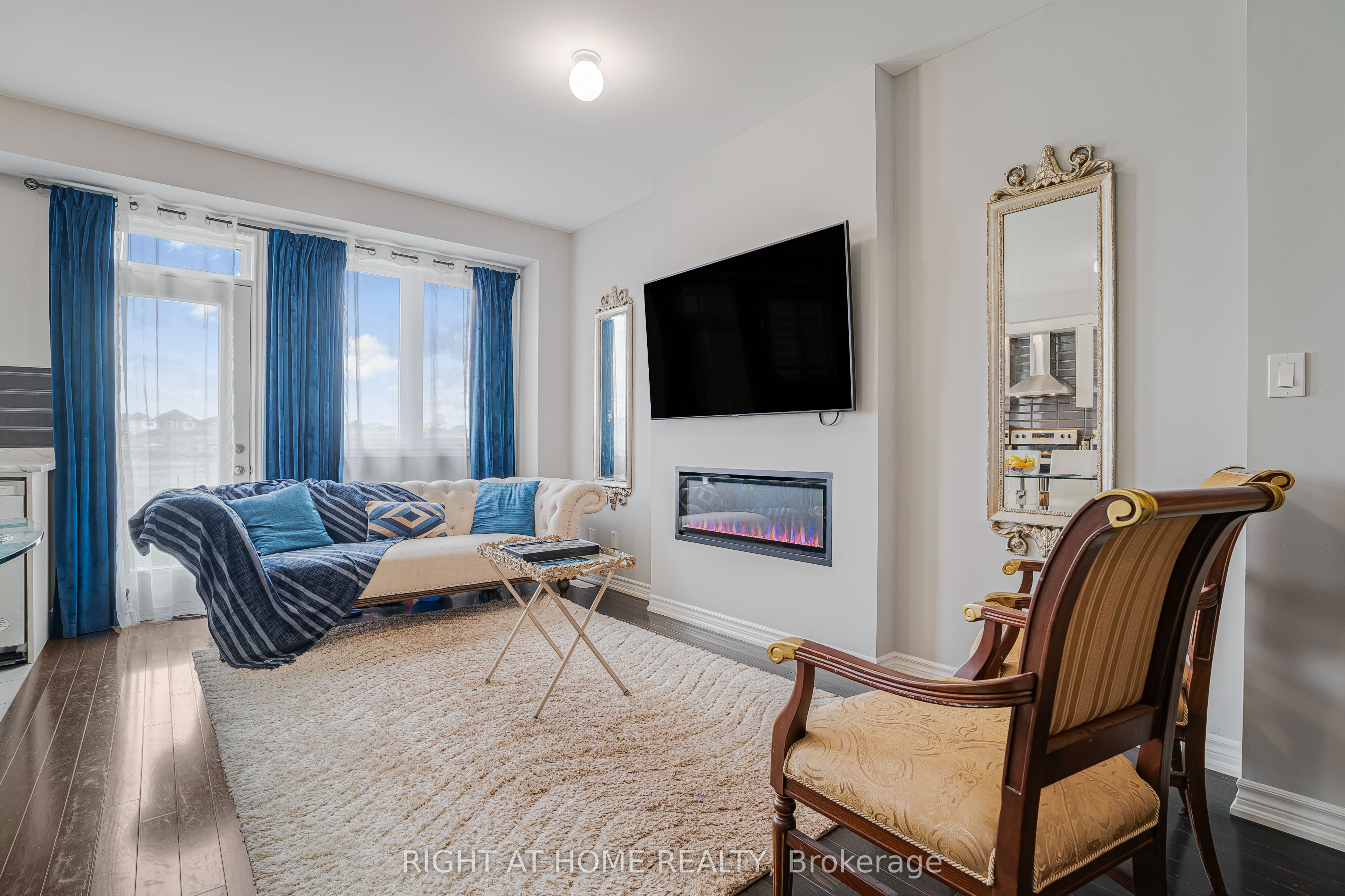 192 Closson Drive Property Photo 2