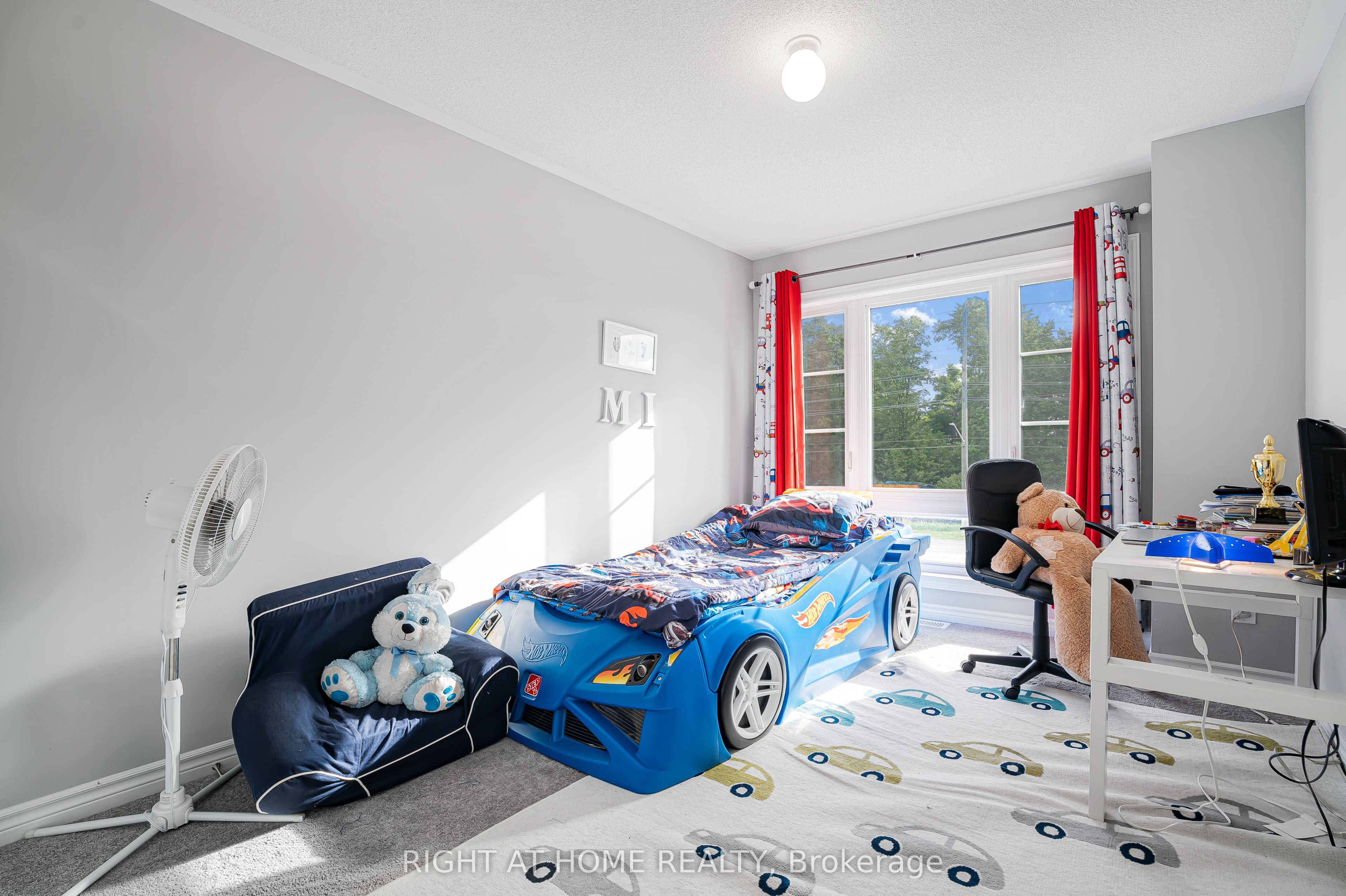 192 Closson Drive Property Photo 9